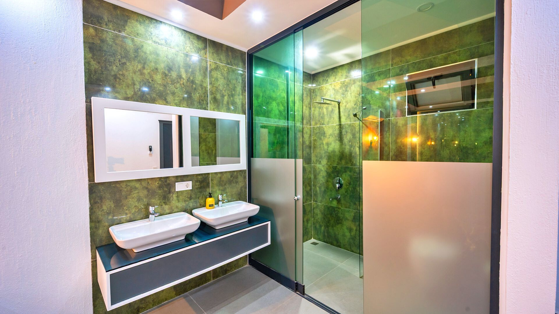 VBK95062 Villa Booking