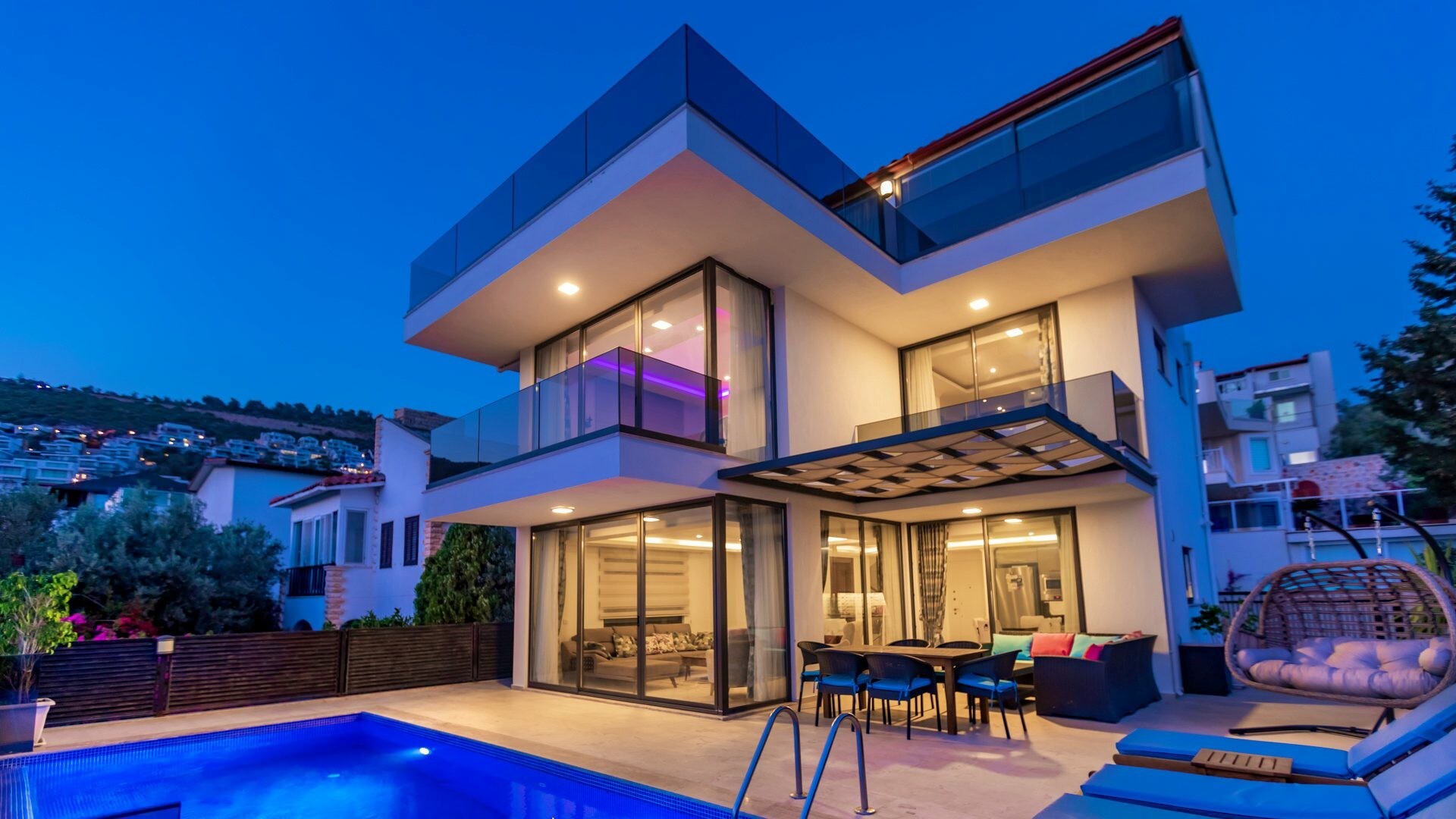 VBK30252 Villa Booking