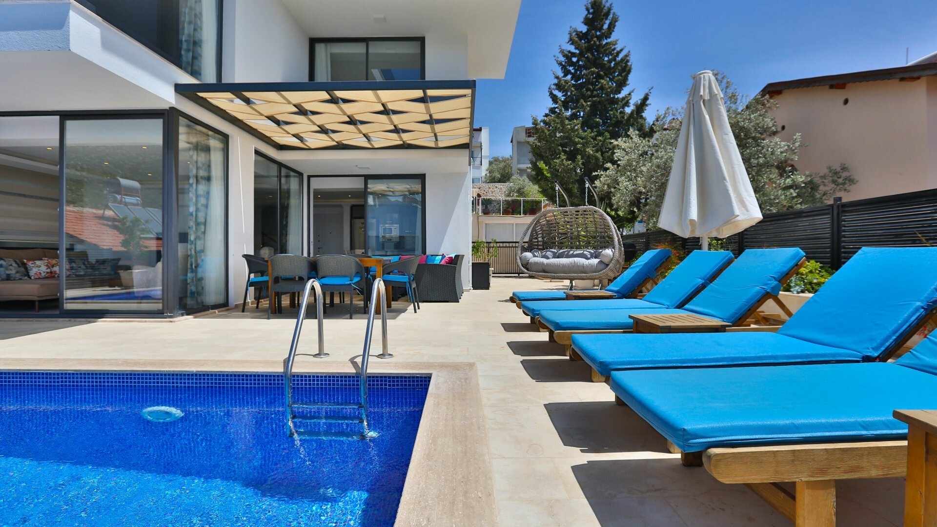 VBK30252 Villa Booking