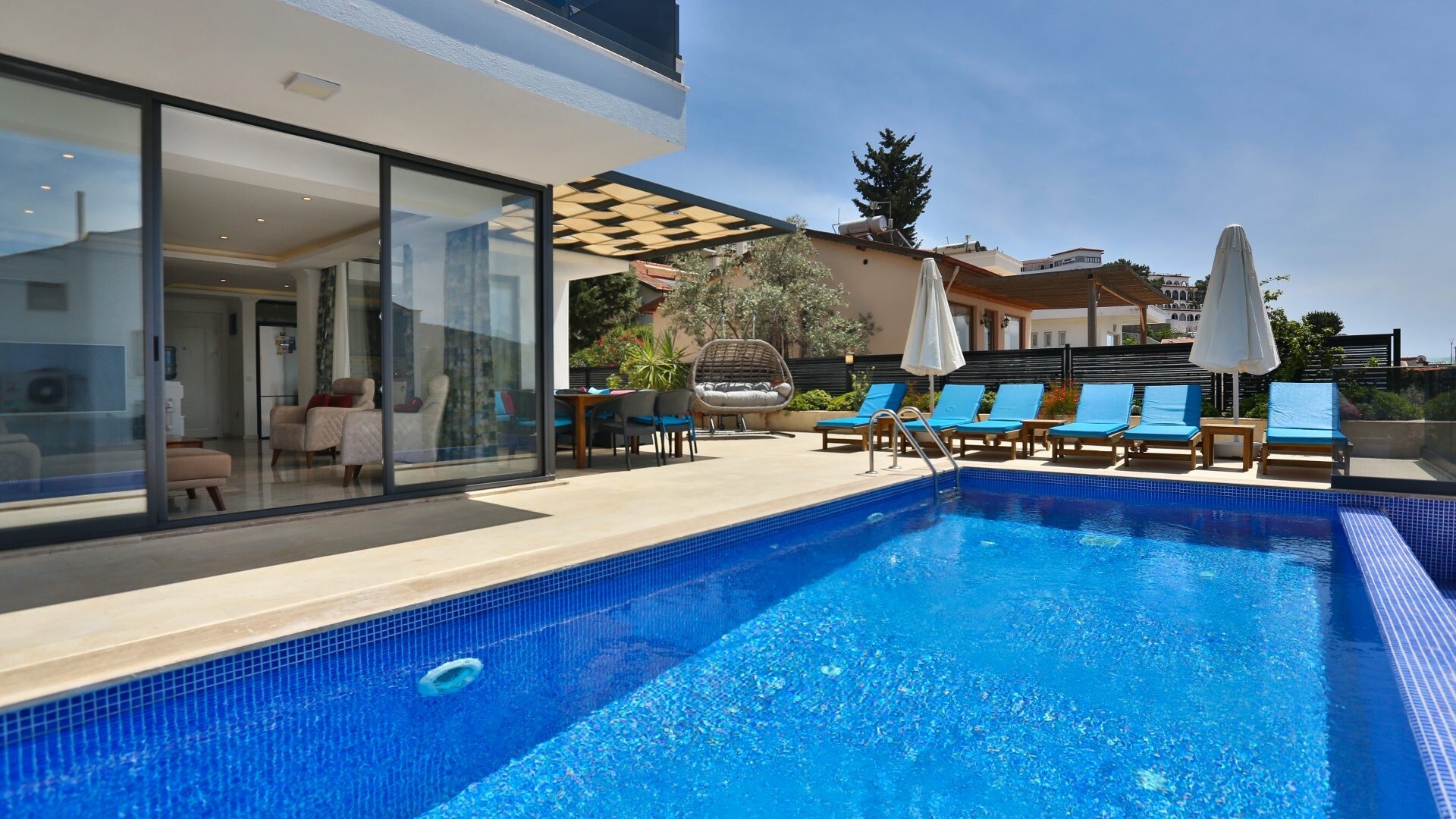 VBK30252 Villa Booking