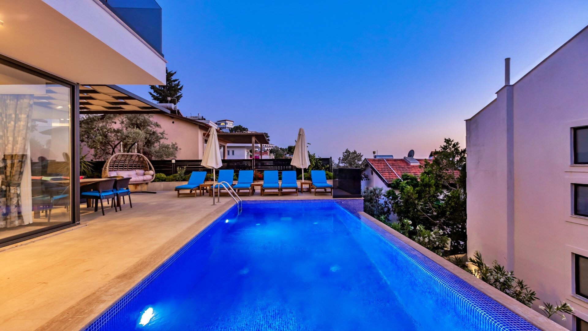 VBK30252 Villa Booking