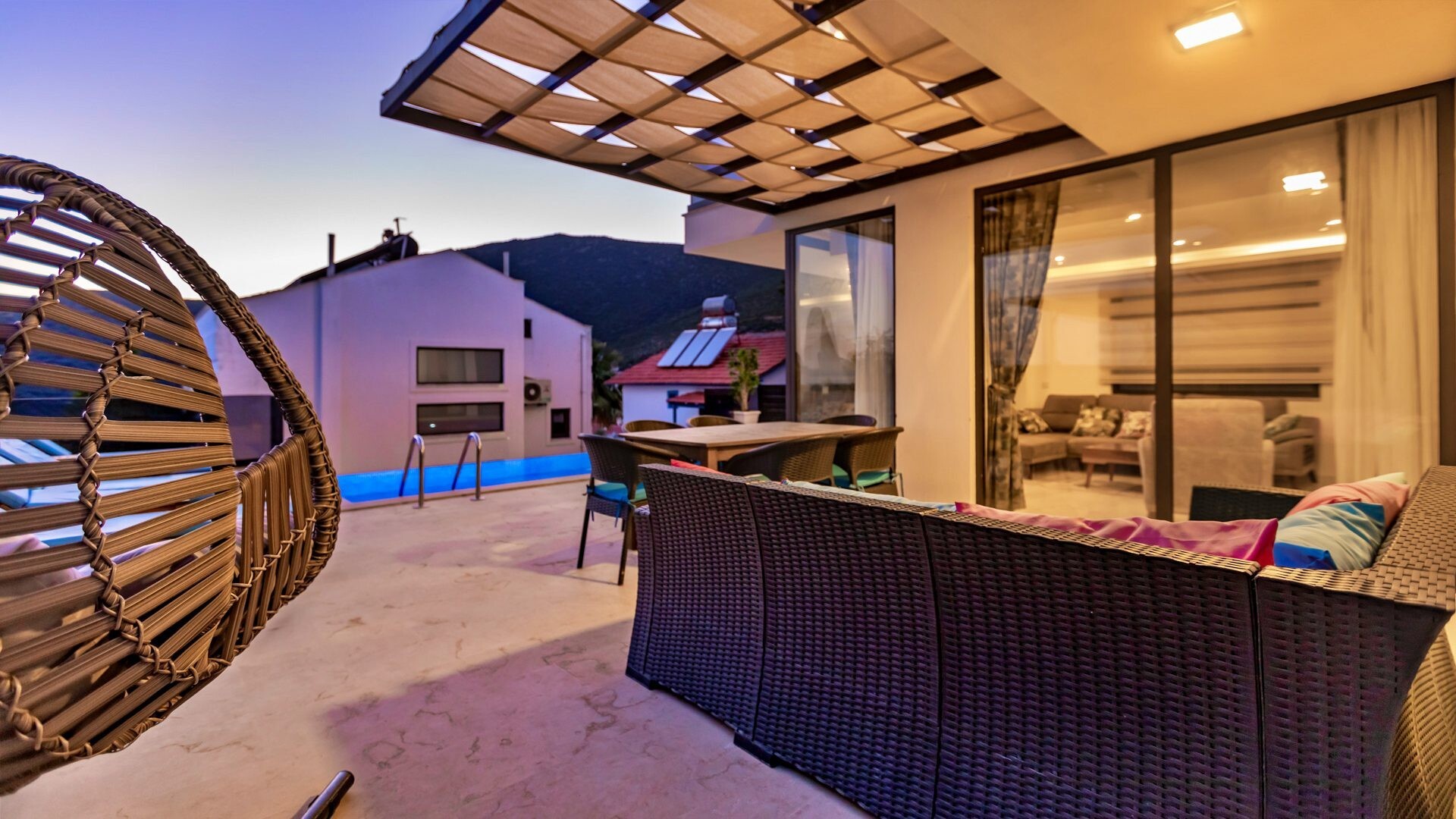 VBK30252 Villa Booking