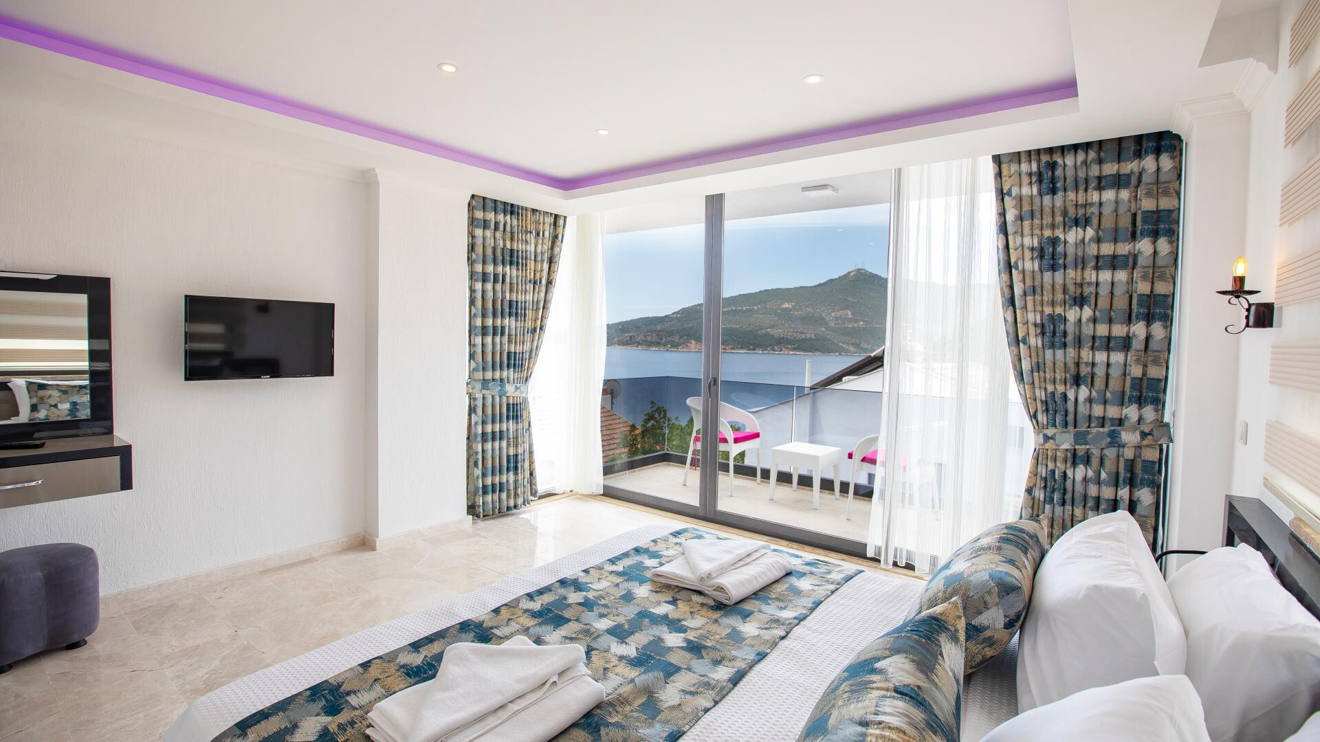 VBK30252 Villa Booking