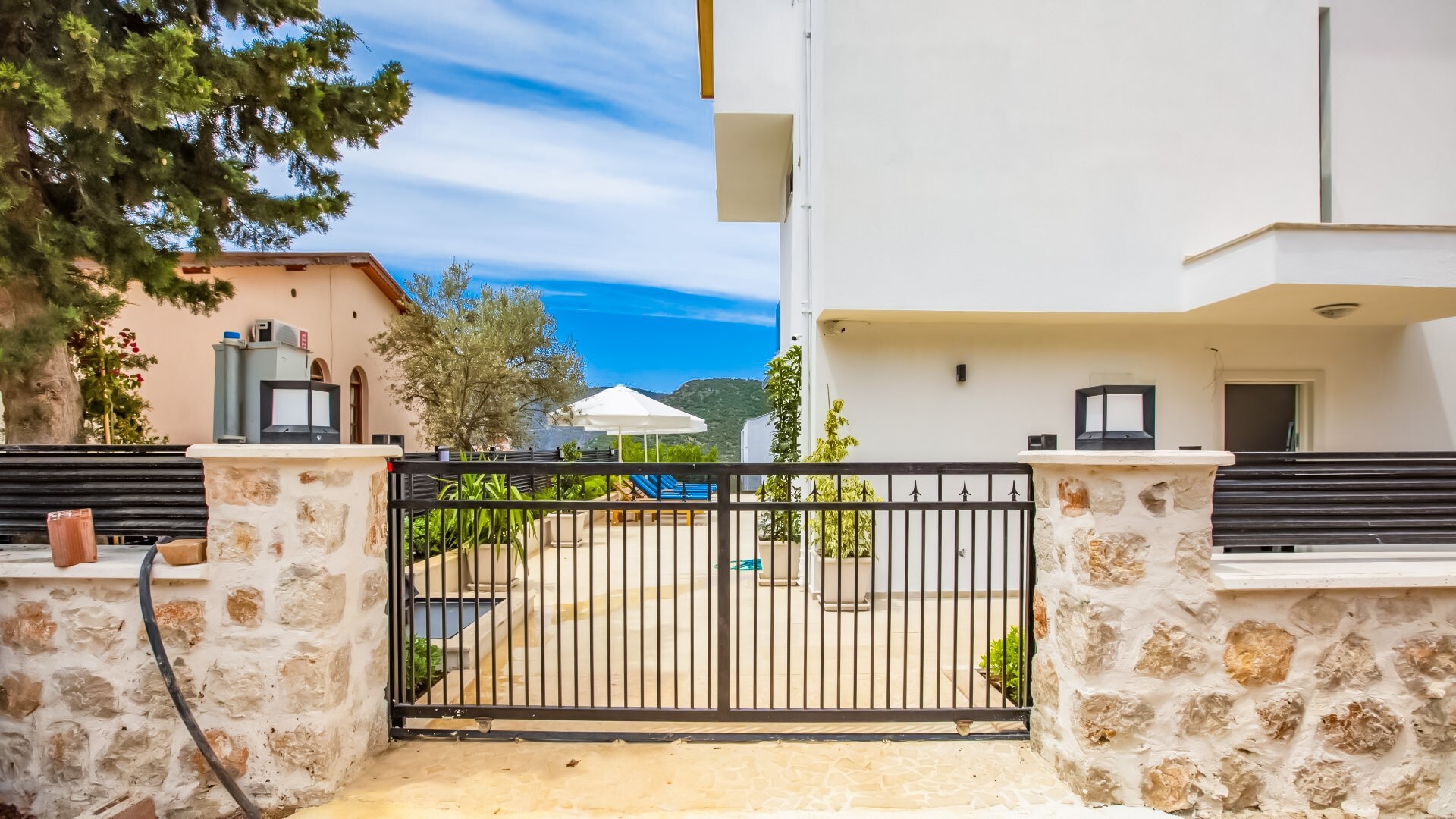 VBK30252 Villa Booking