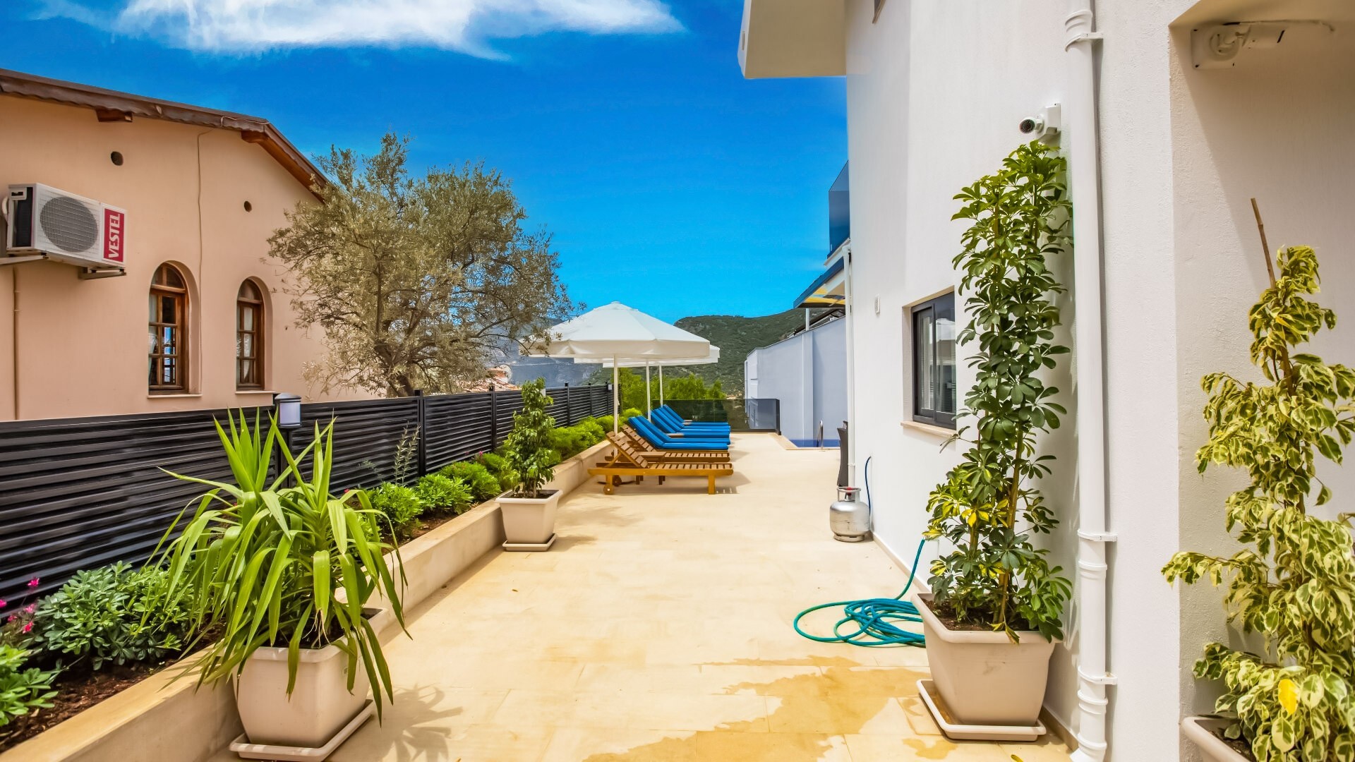 VBK30252 Villa Booking