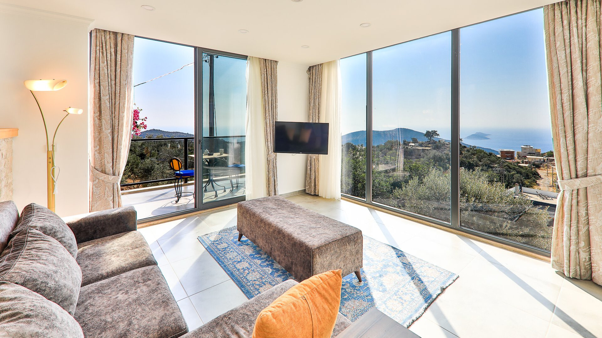 VBK38539 Villa Booking