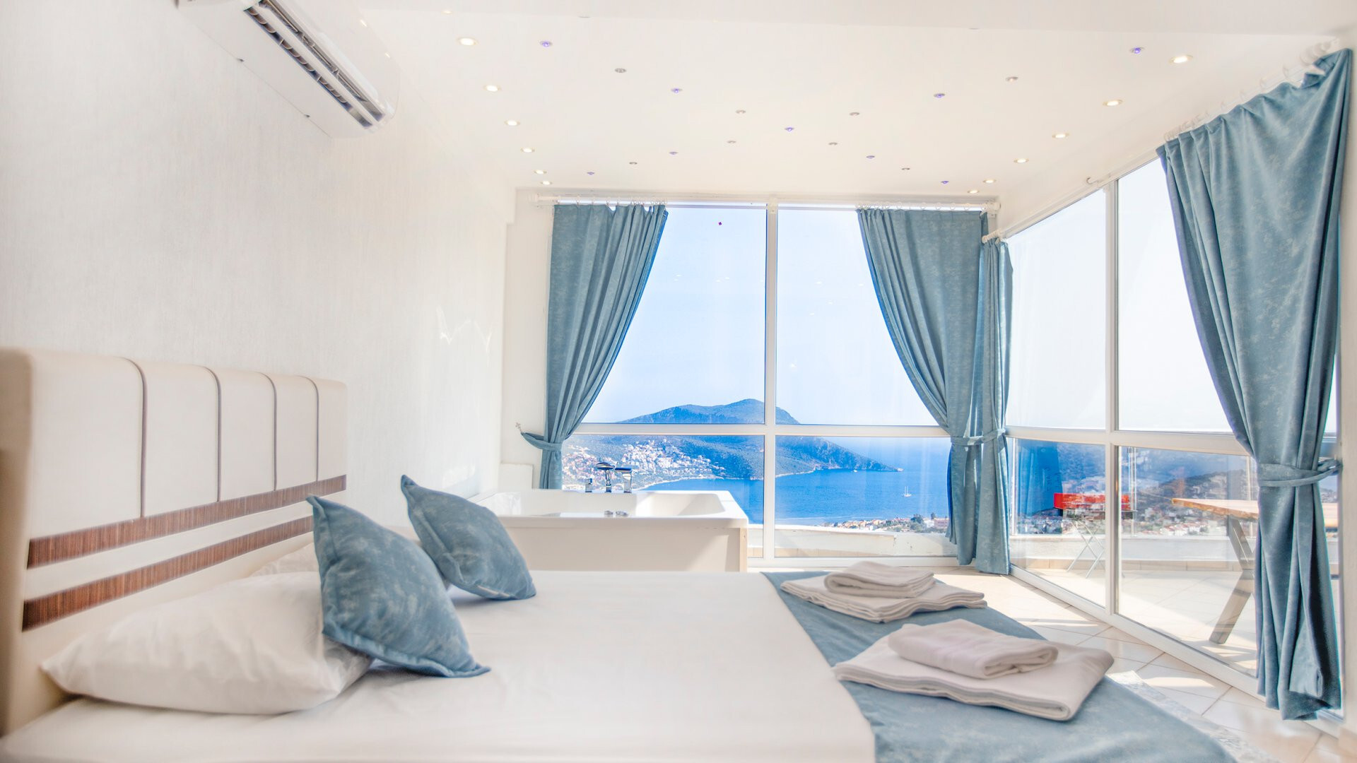 VBK87148 Villa Booking