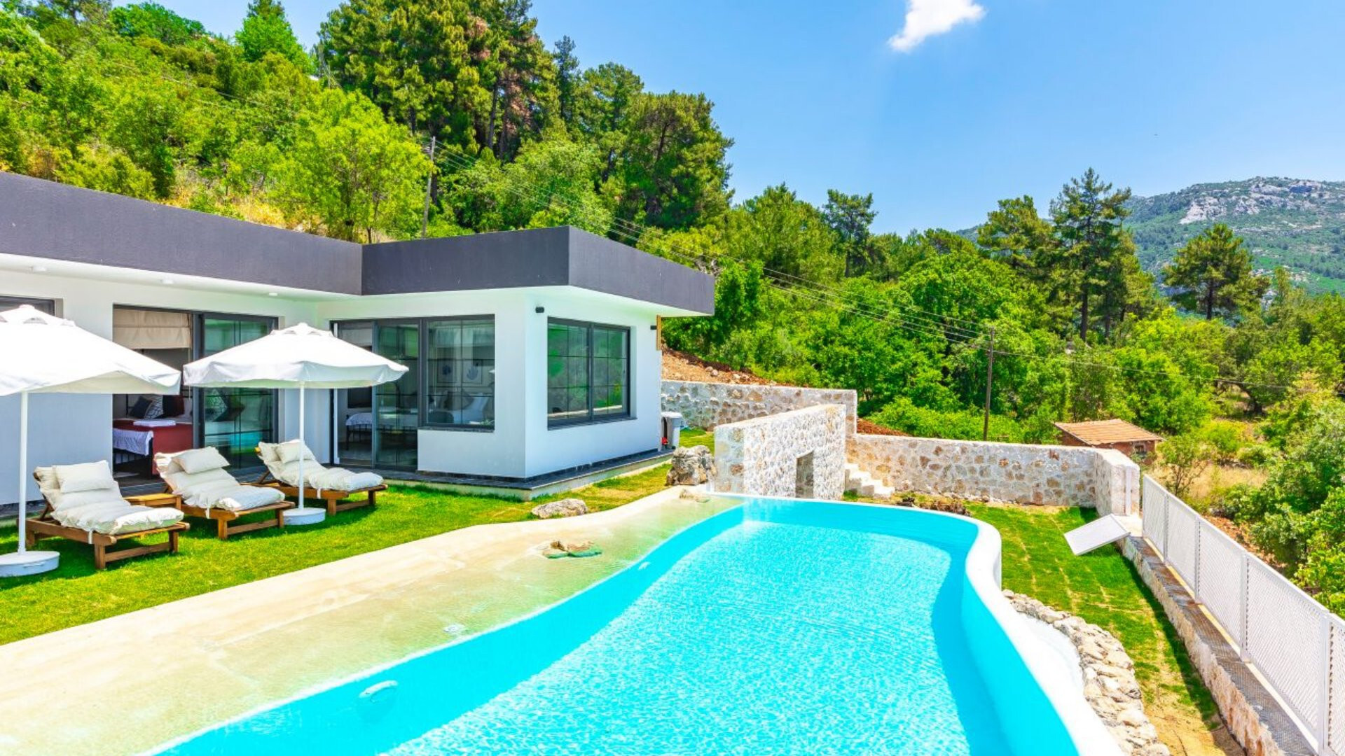 VBK91142 Villa Booking