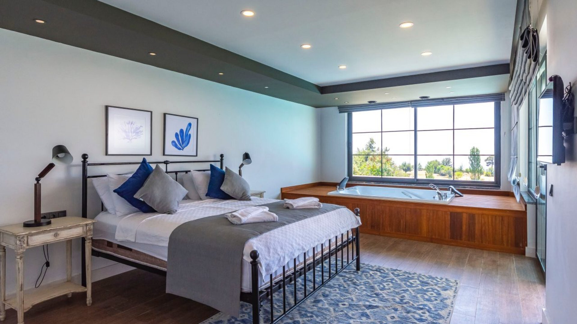 VBK91142 Villa Booking