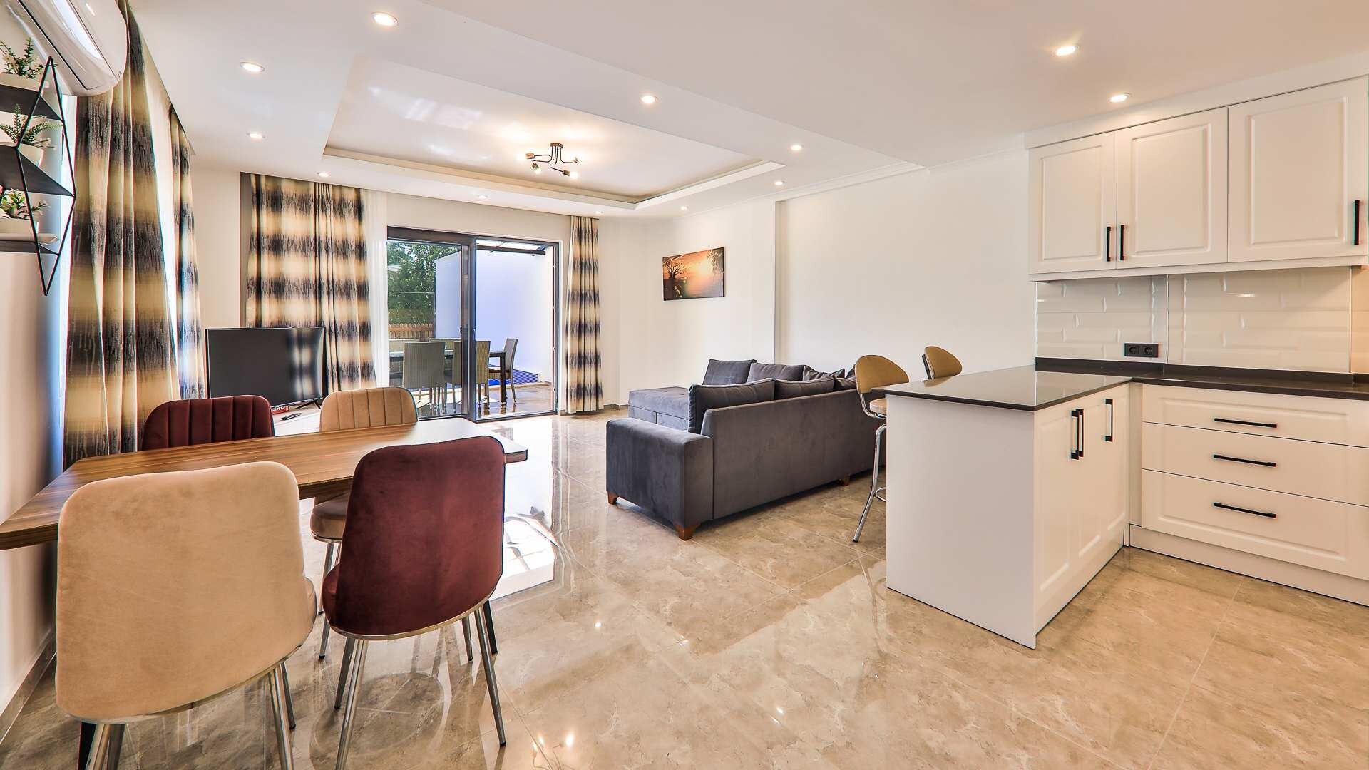 VBK67255 Villa Booking