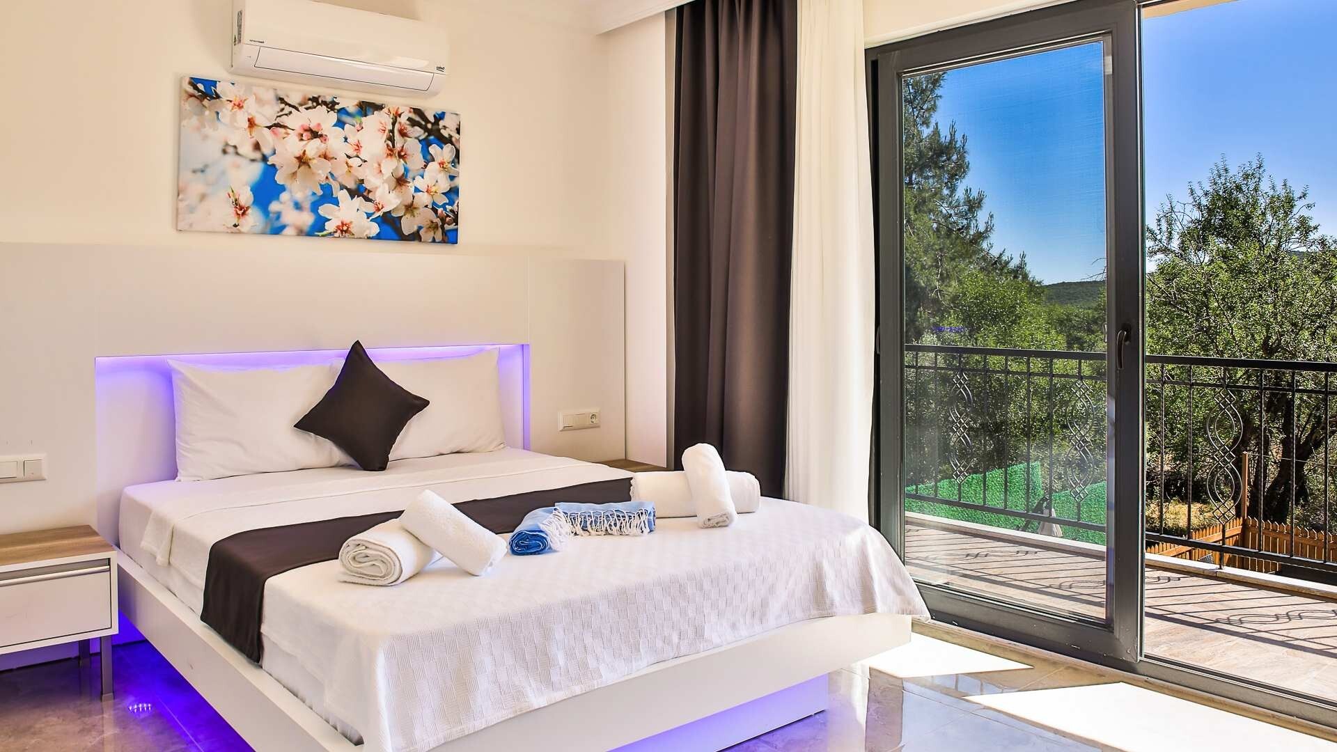 VBK67255 Villa Booking