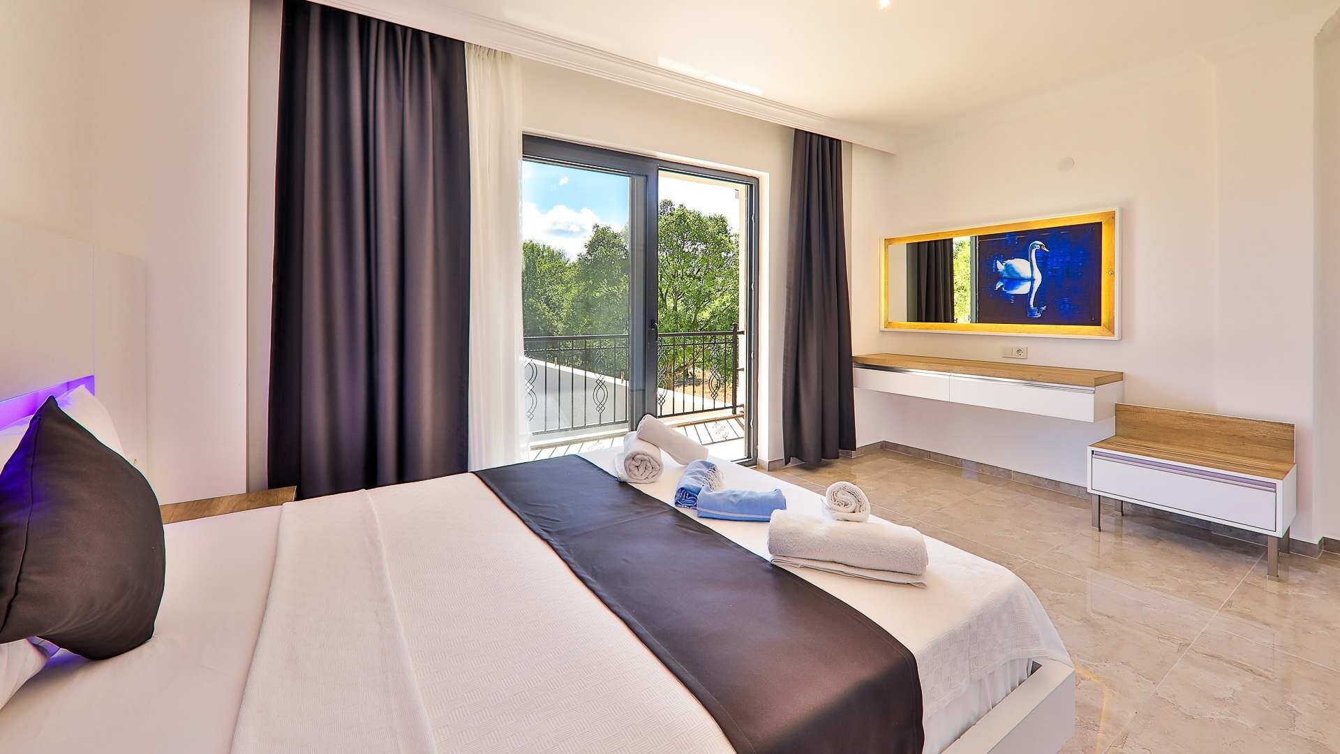 VBK67255 Villa Booking