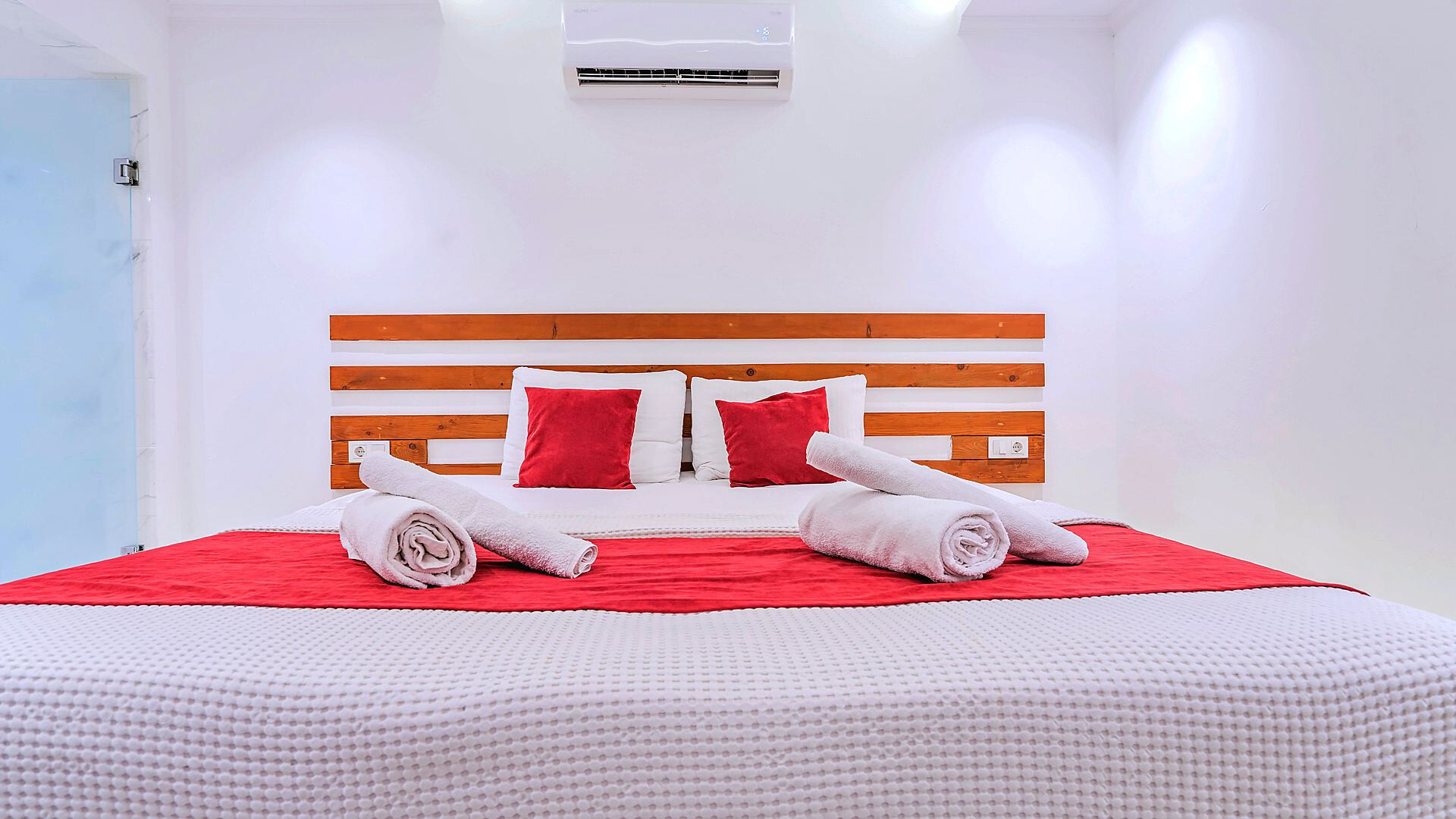 VBK29735 Villa Booking