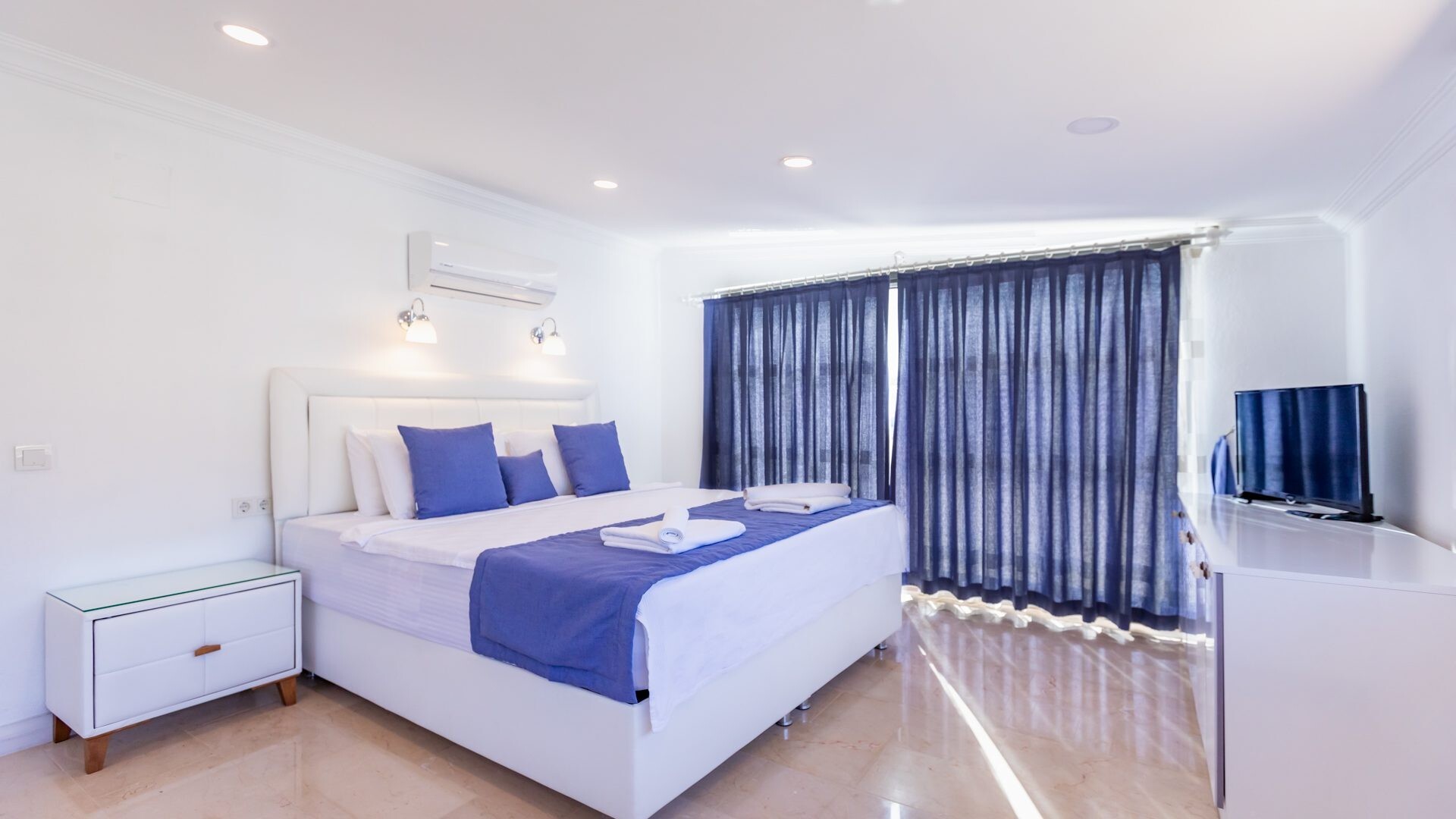 VBK43136 Villa Booking