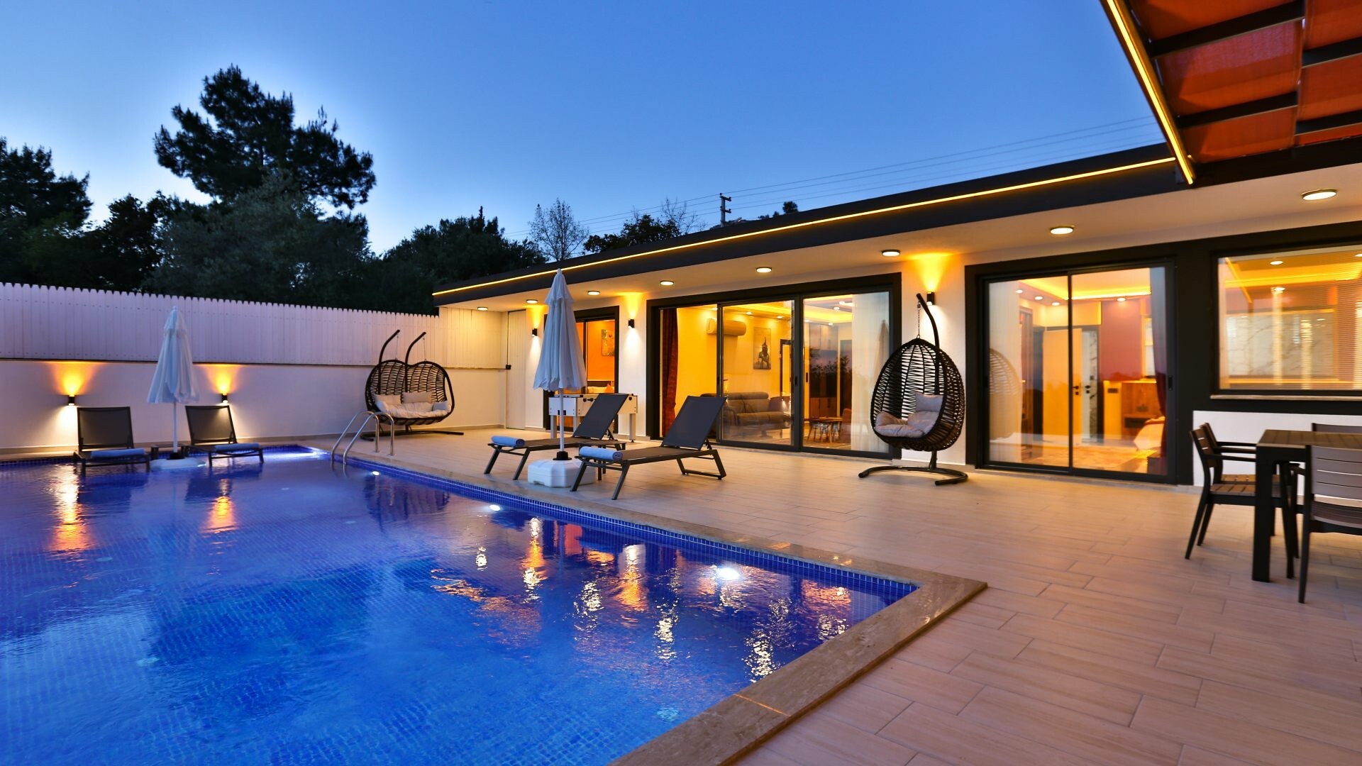 VBK65550 Villa Booking