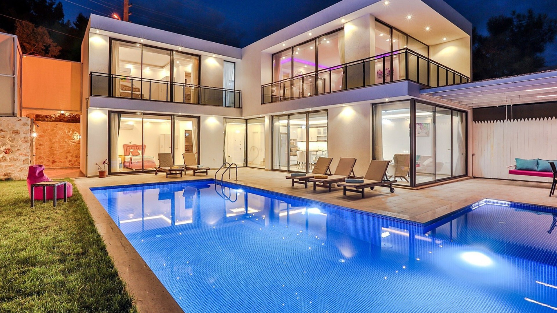 VBK54537 Villa Booking