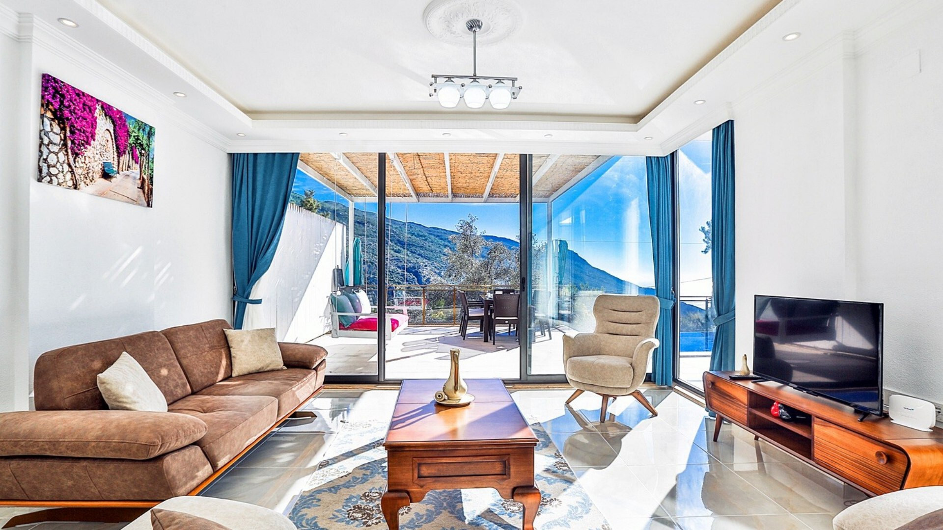 VBK54537 Villa Booking