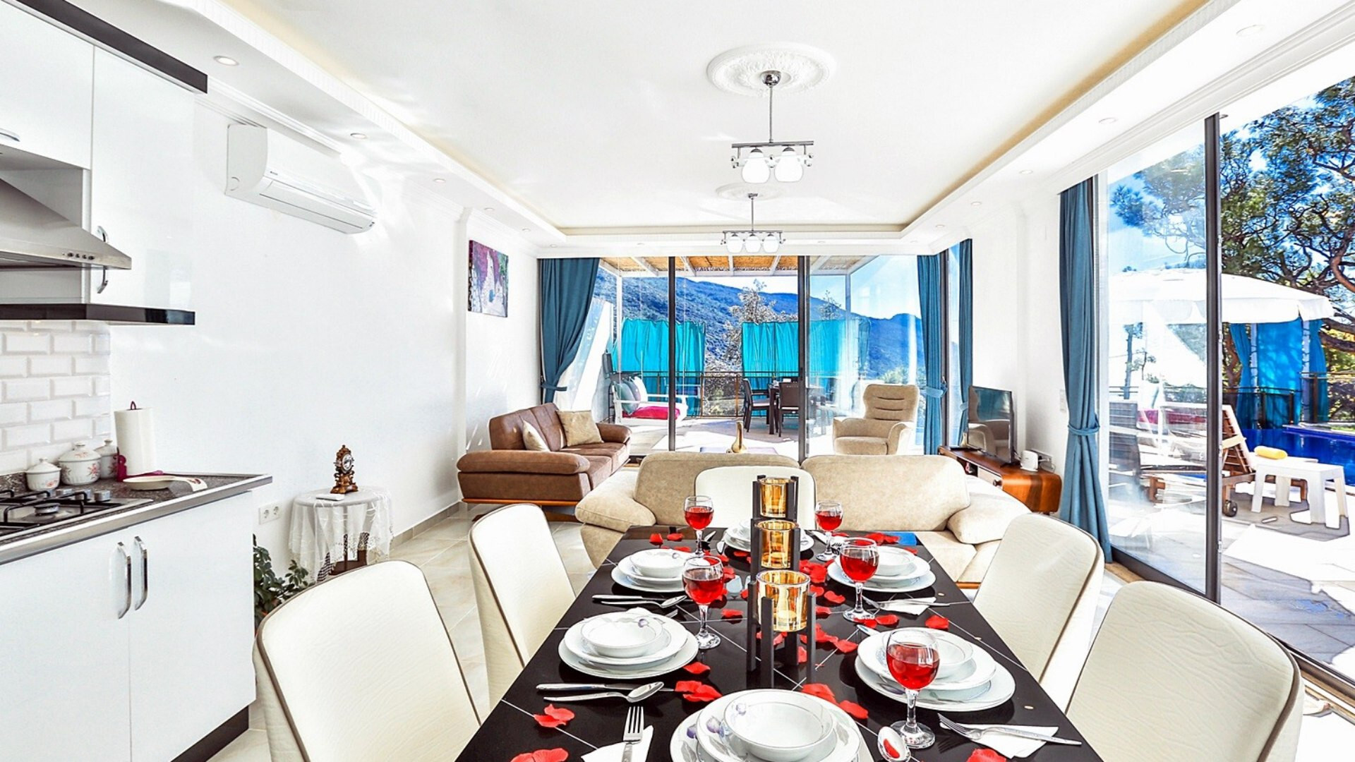 VBK54537 Villa Booking