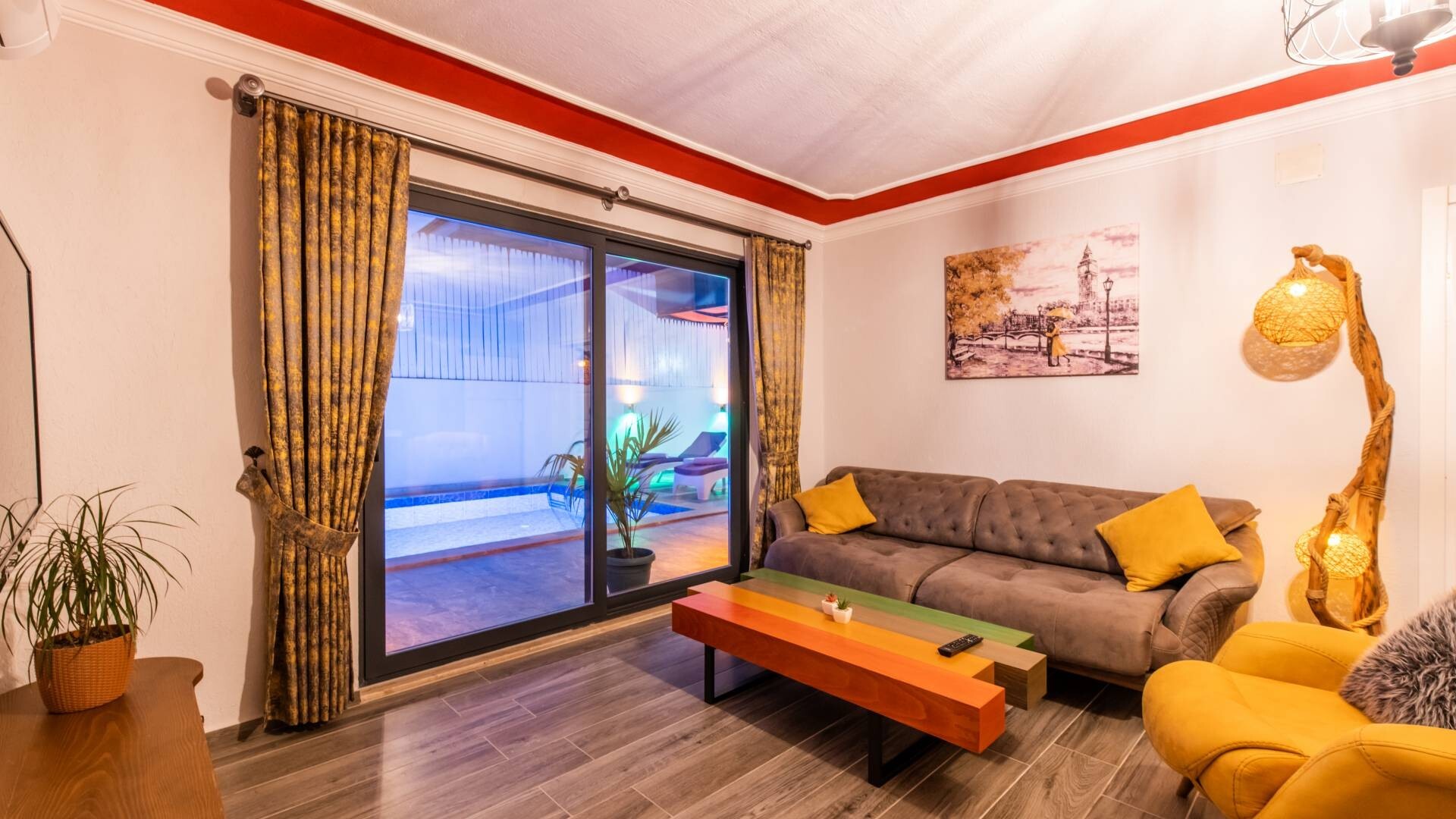 VBK20109 Villa Booking