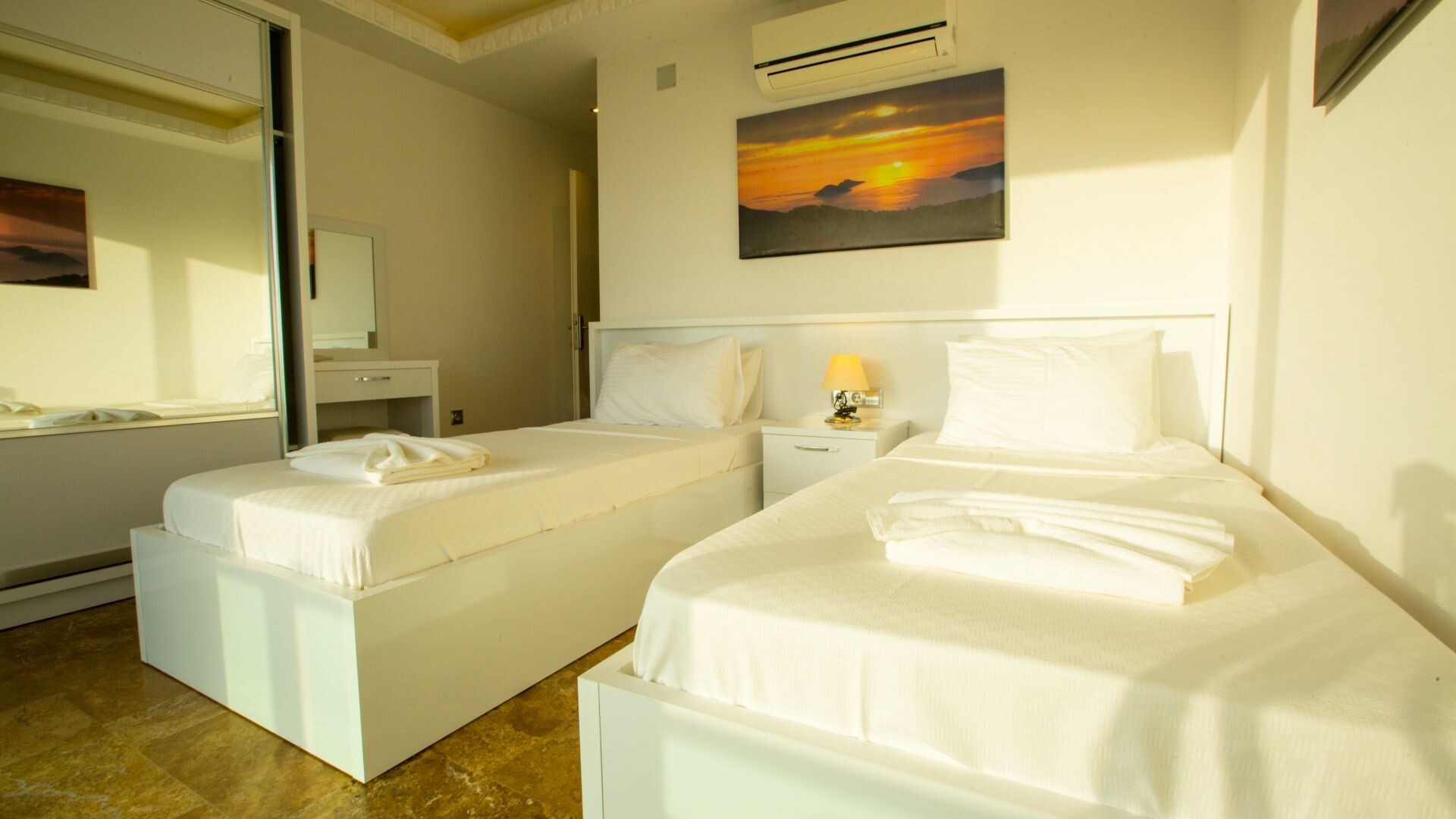 VBK13534 Villa Booking