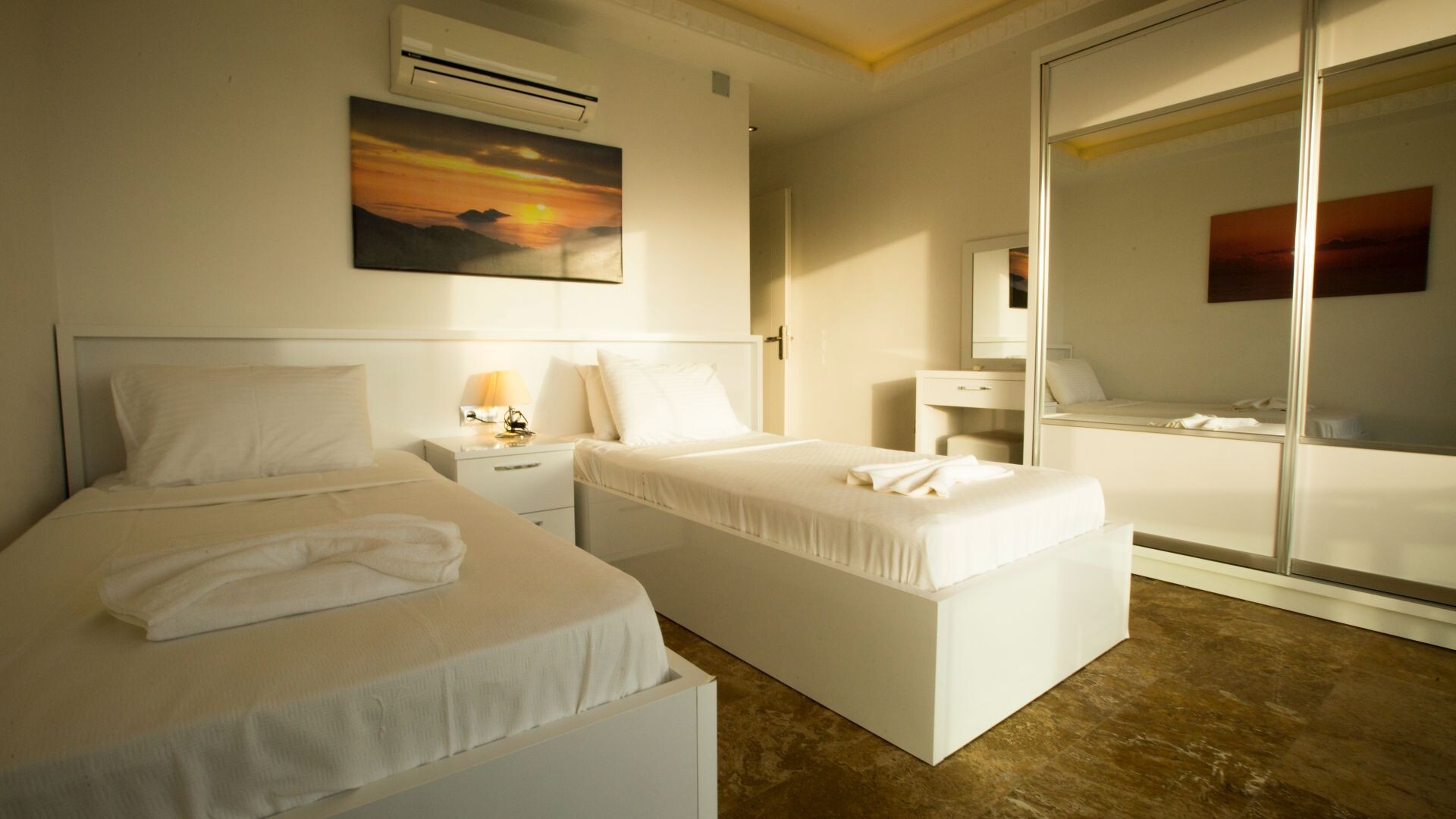 VBK13534 Villa Booking