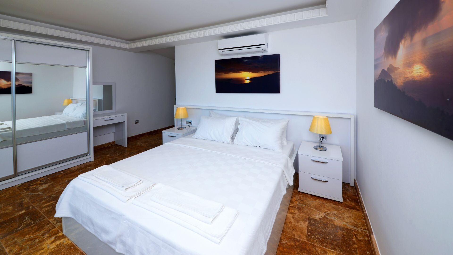 VBK13534 Villa Booking