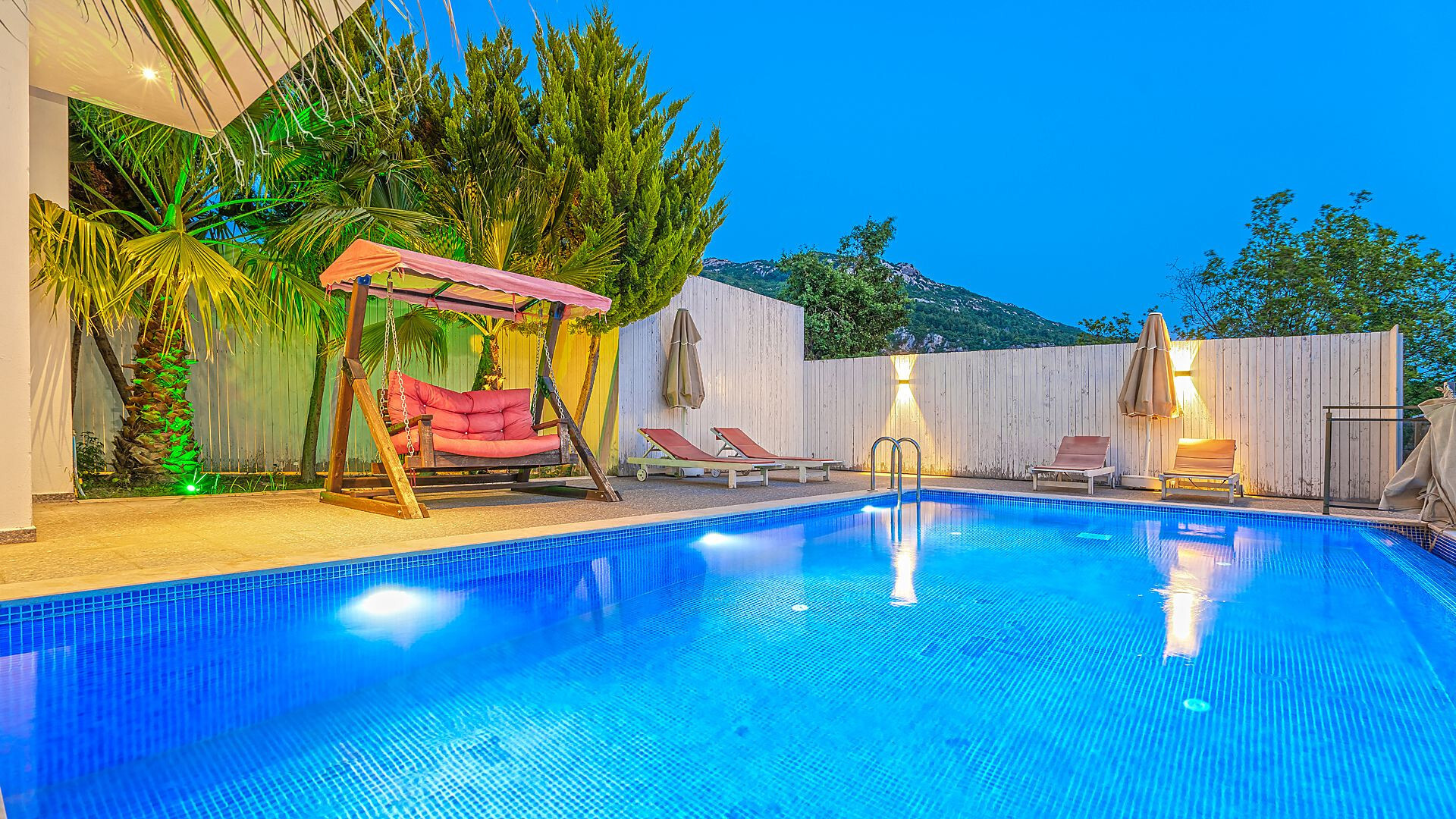 VBK31990 Villa Booking