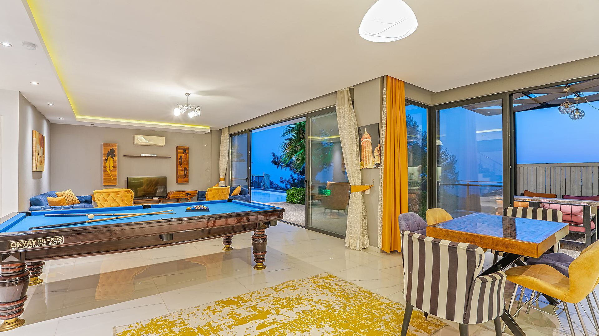 VBK31990 Villa Booking