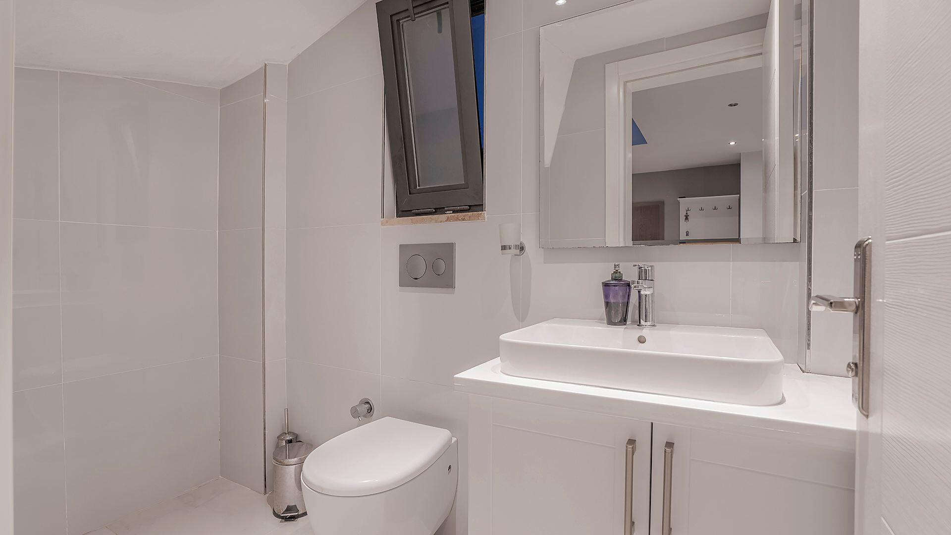 VBK31990 Villa Booking