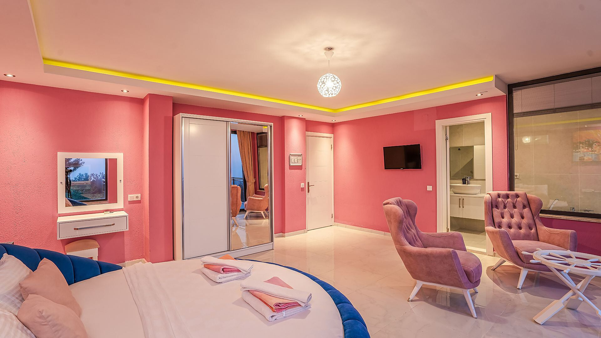 VBK31990 Villa Booking
