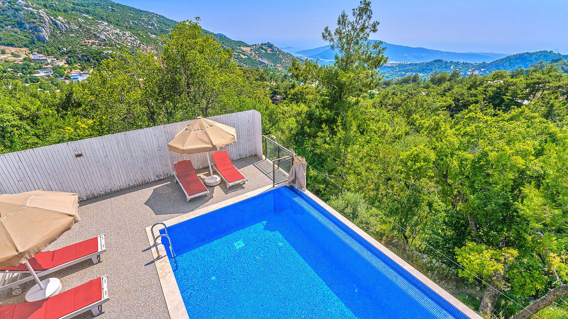 VBK31990 Villa Booking