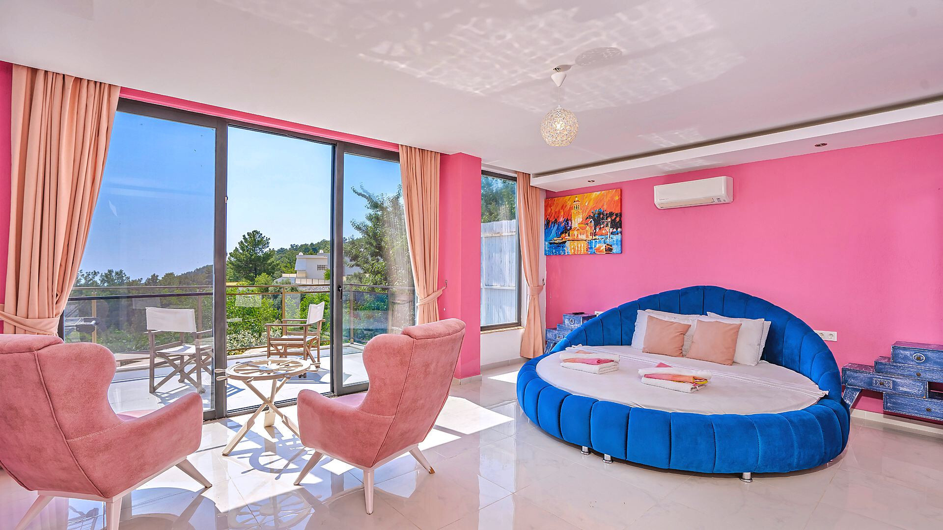 VBK31990 Villa Booking