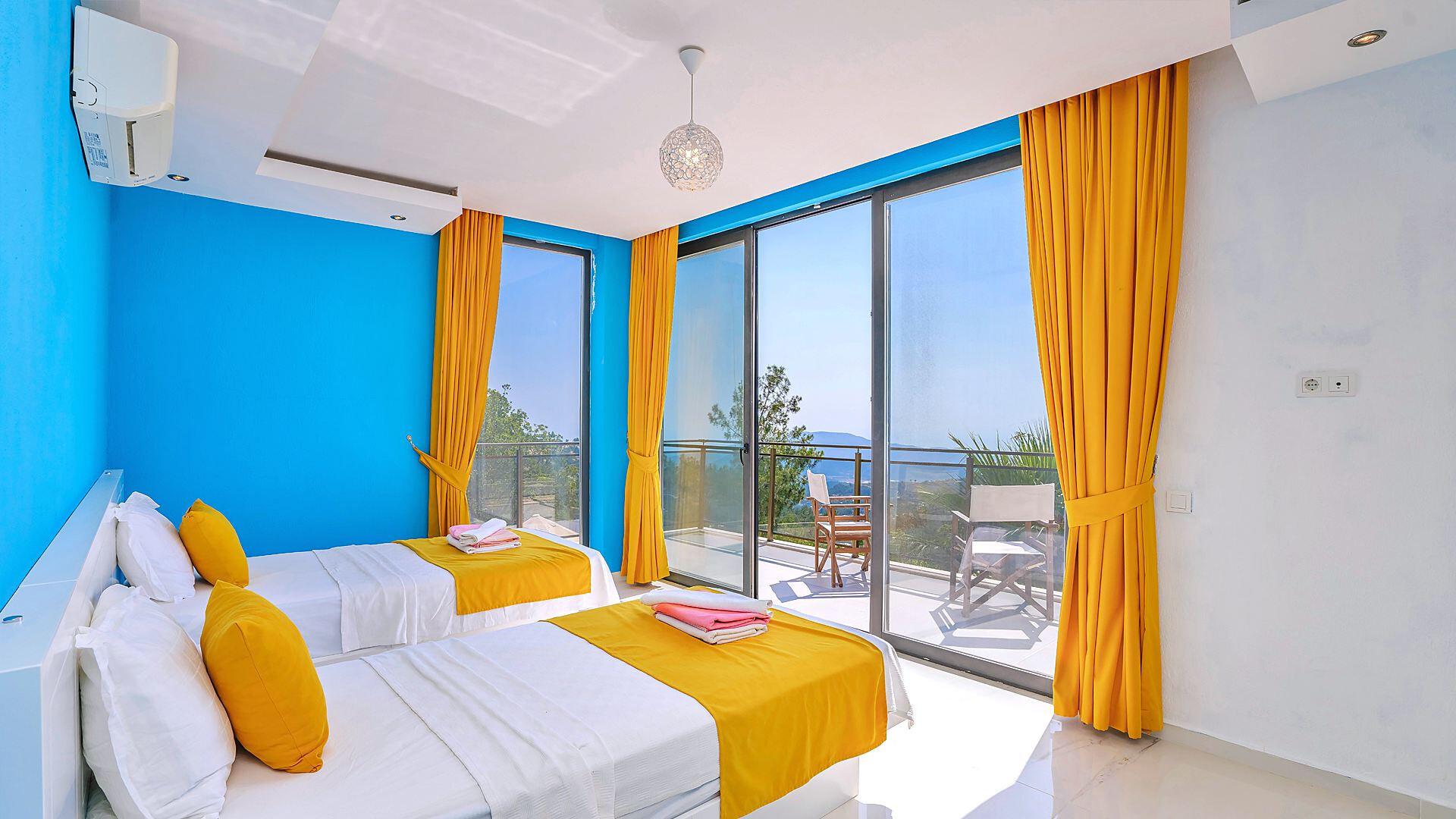 VBK31990 Villa Booking
