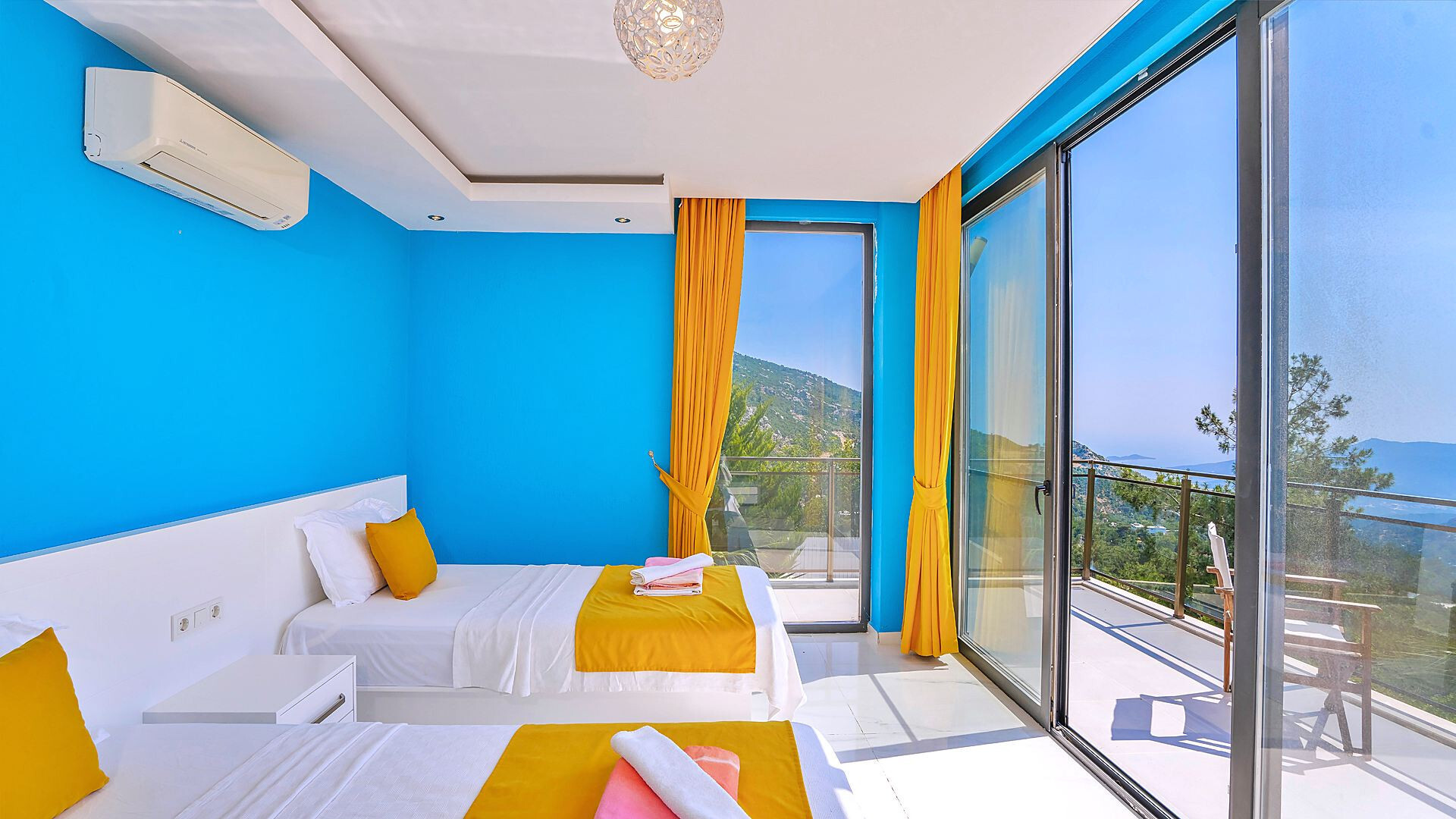VBK31990 Villa Booking
