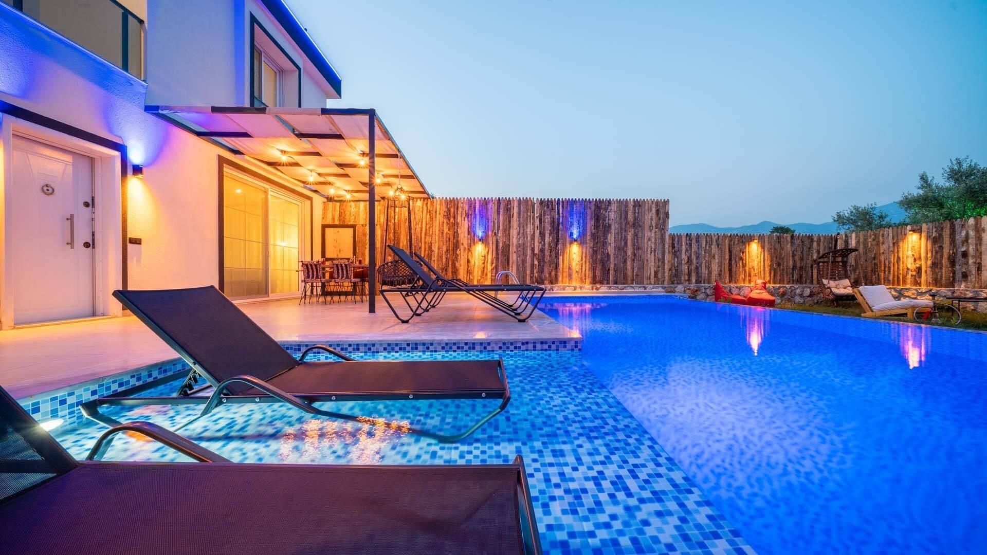 VBK98328 Villa Booking