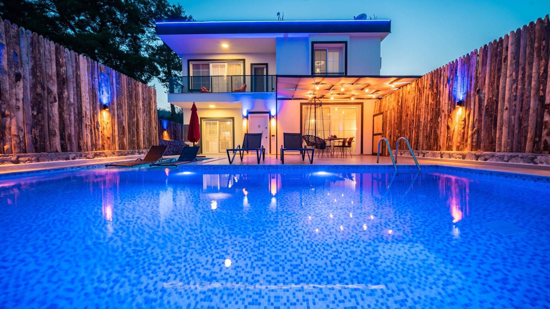 VBK98328 Villa Booking