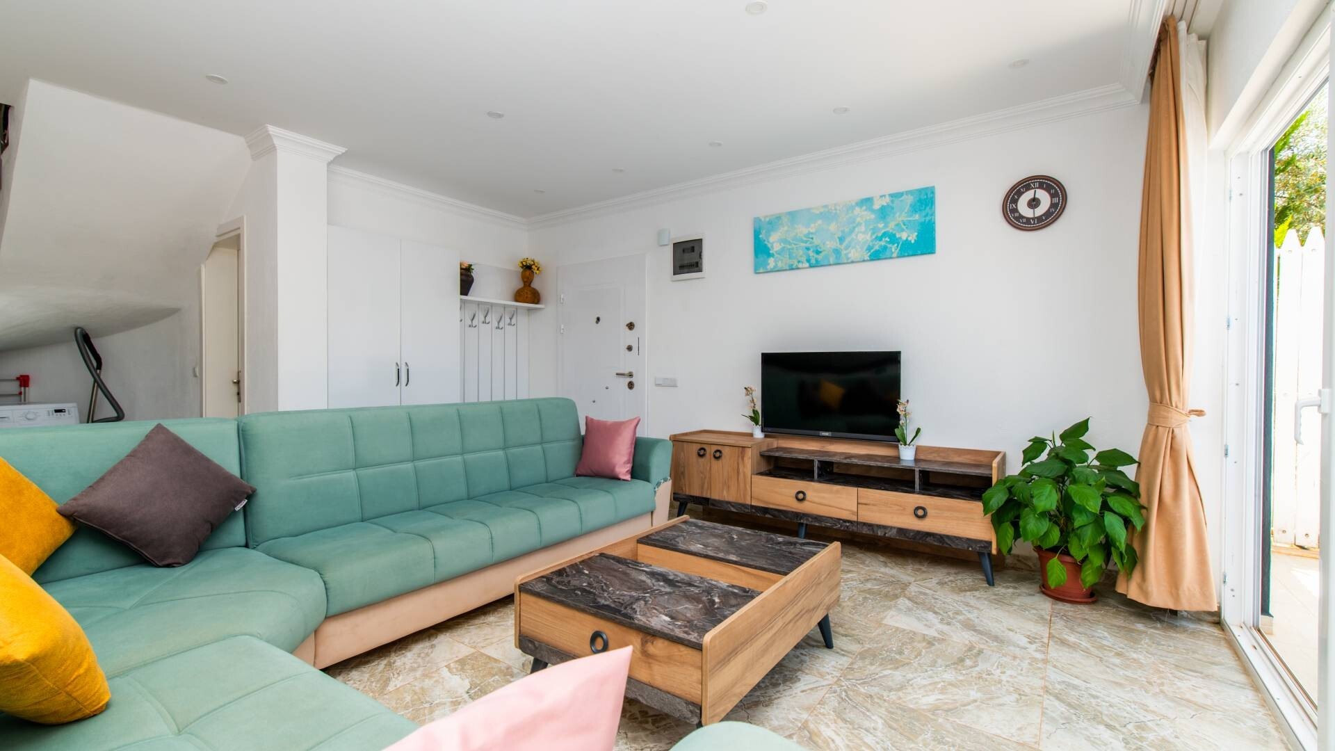 VBK71396 Villa Booking