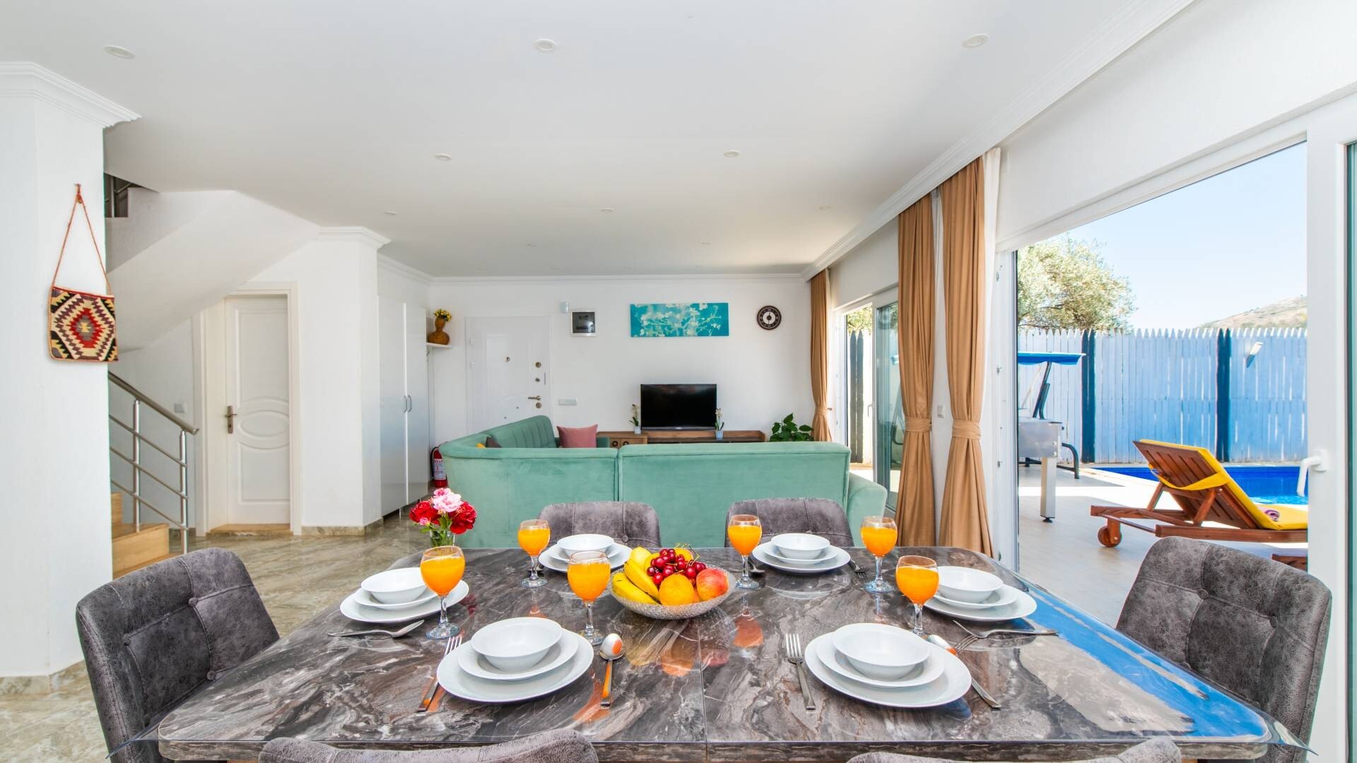 VBK71396 Villa Booking