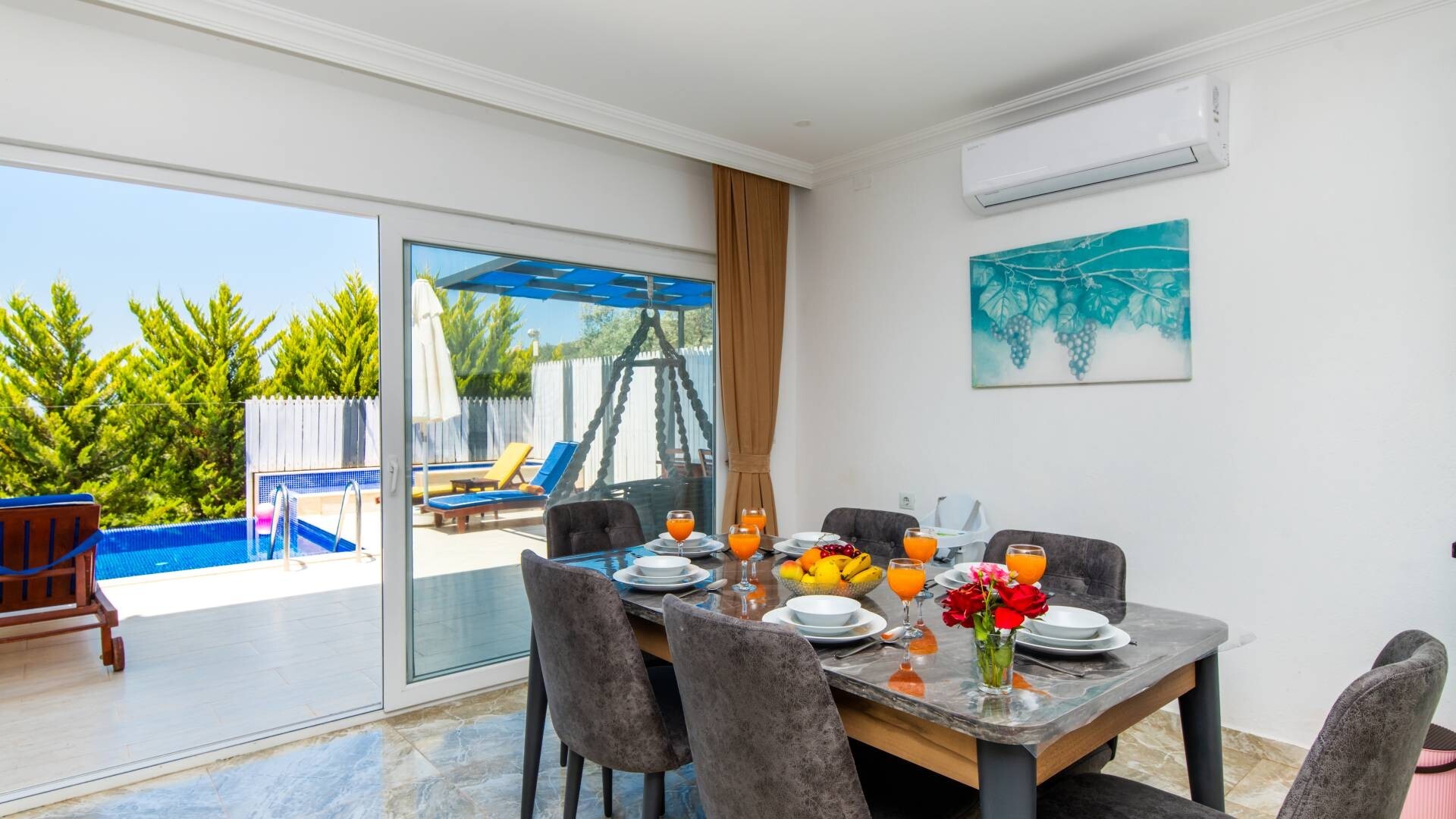VBK71396 Villa Booking