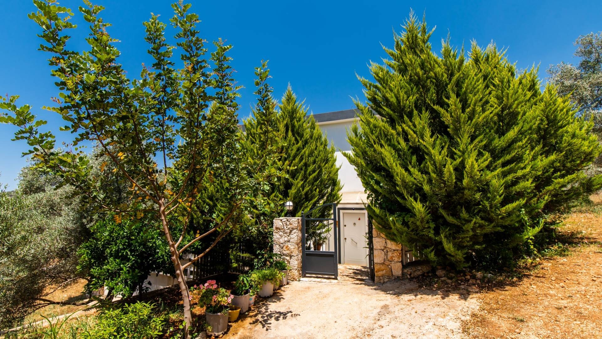 VBK71396 Villa Booking