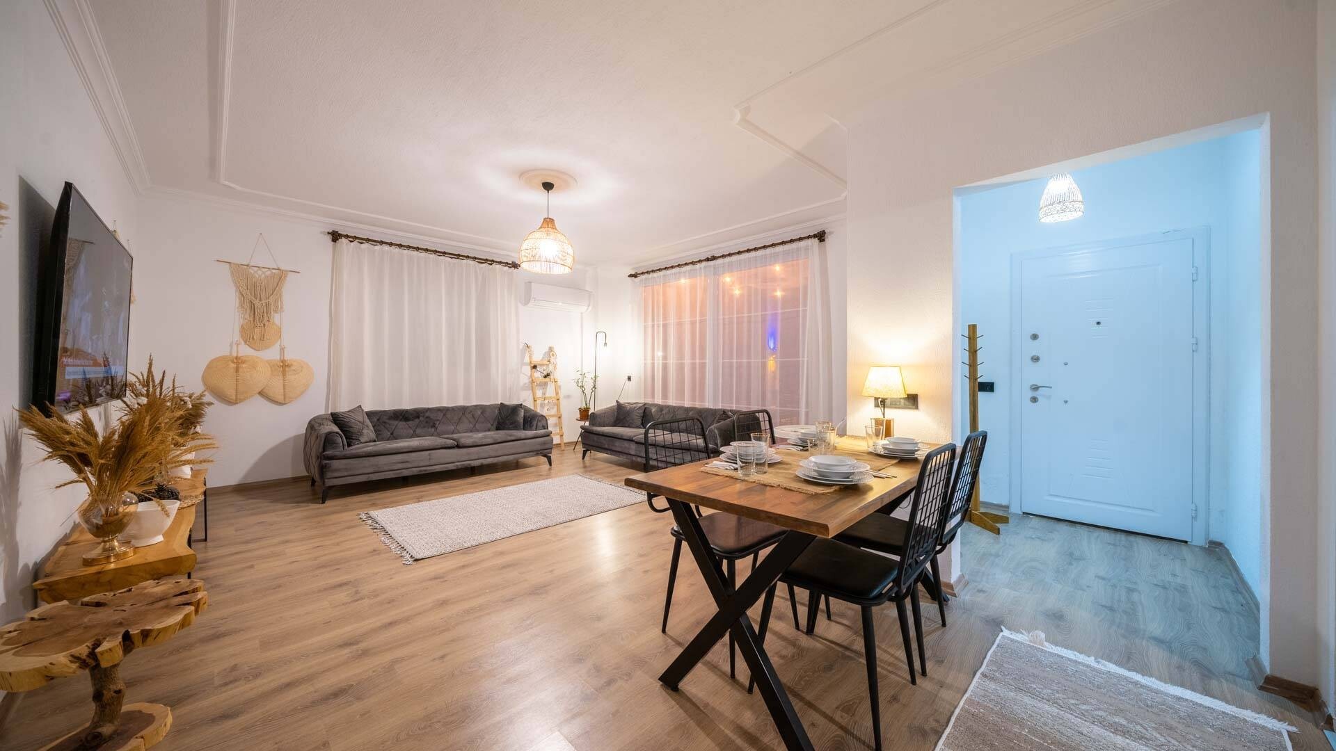 VBK98328 Villa Booking