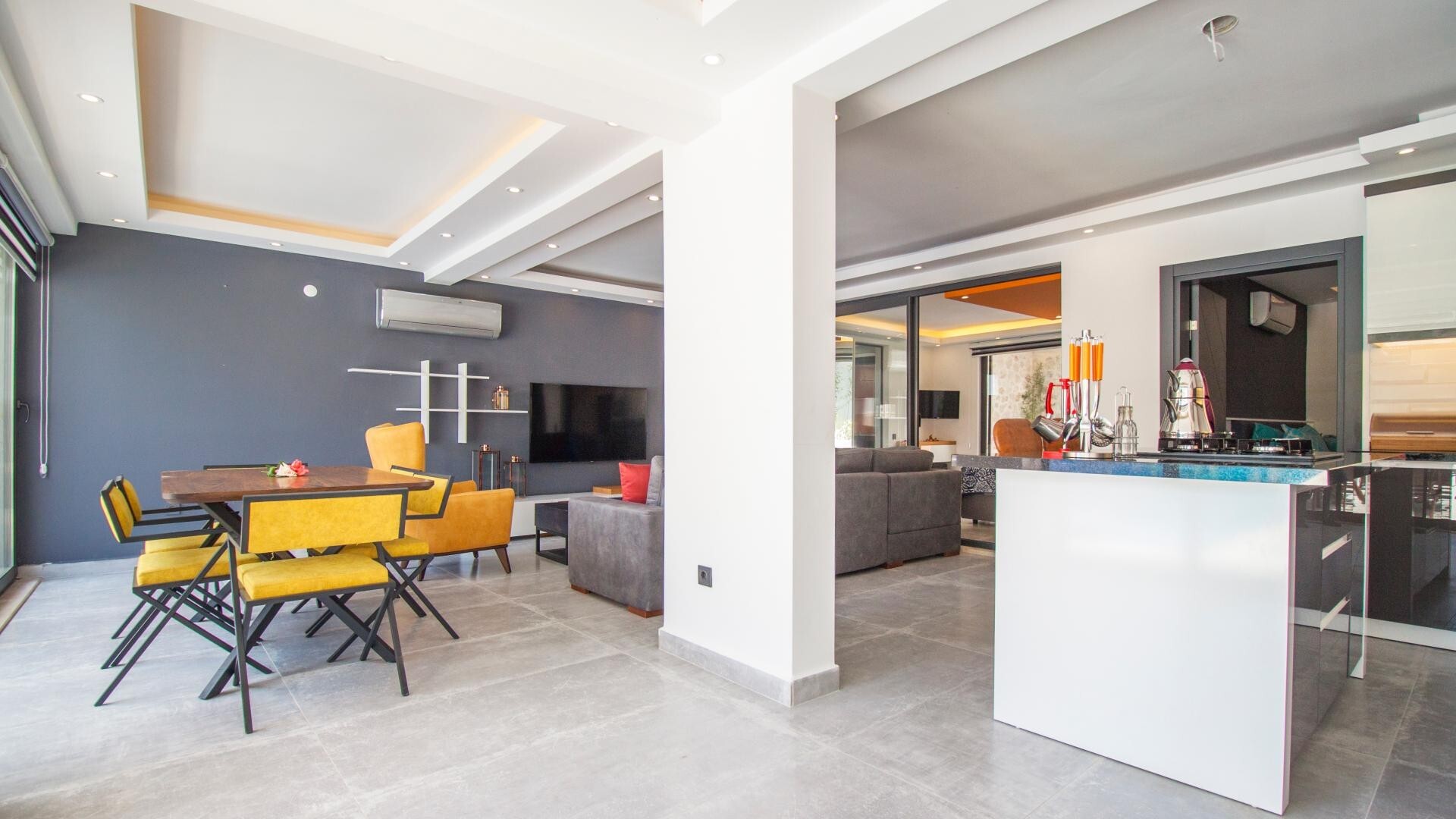 VBK60459 Villa Booking