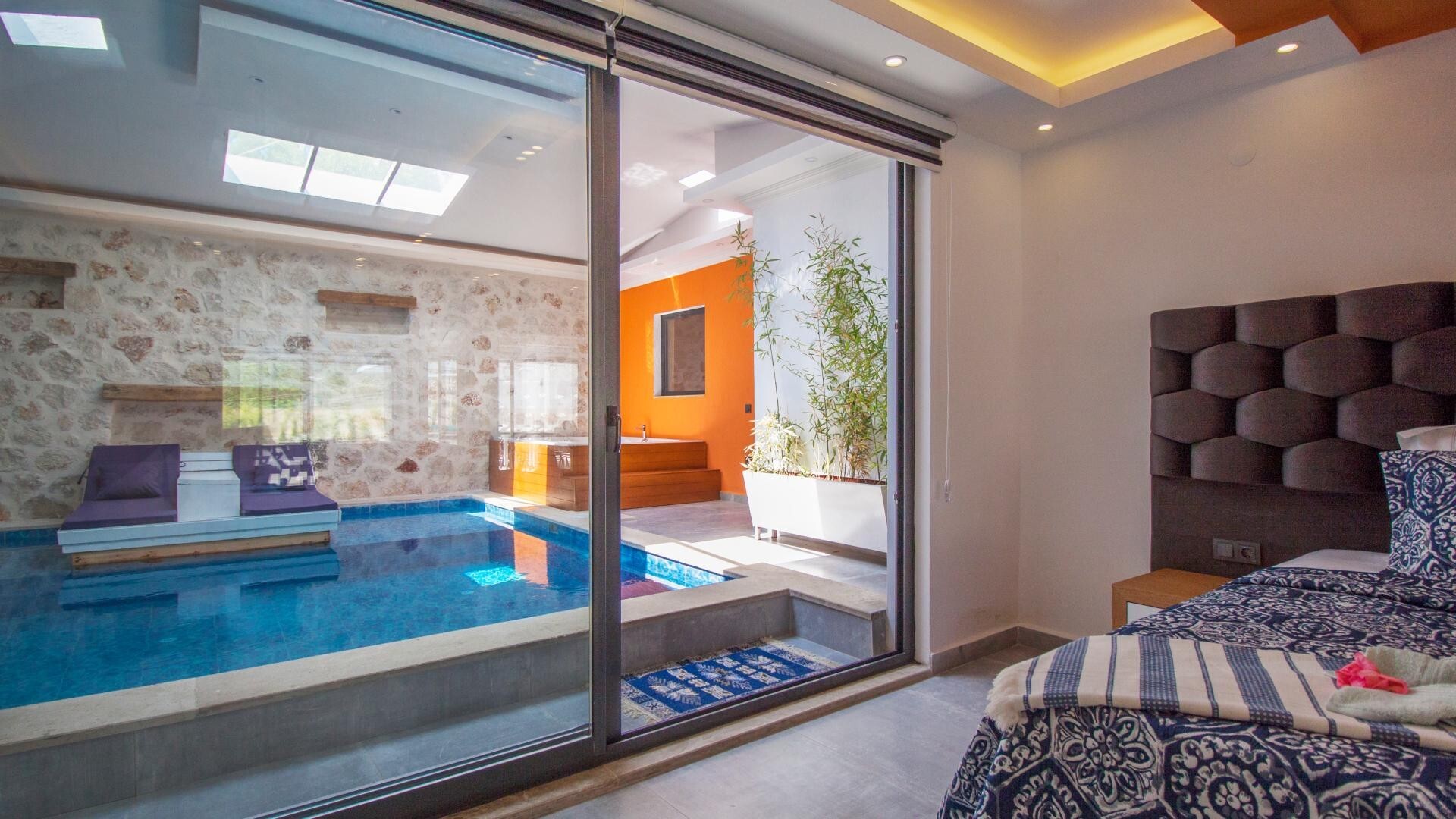 VBK60459 Villa Booking