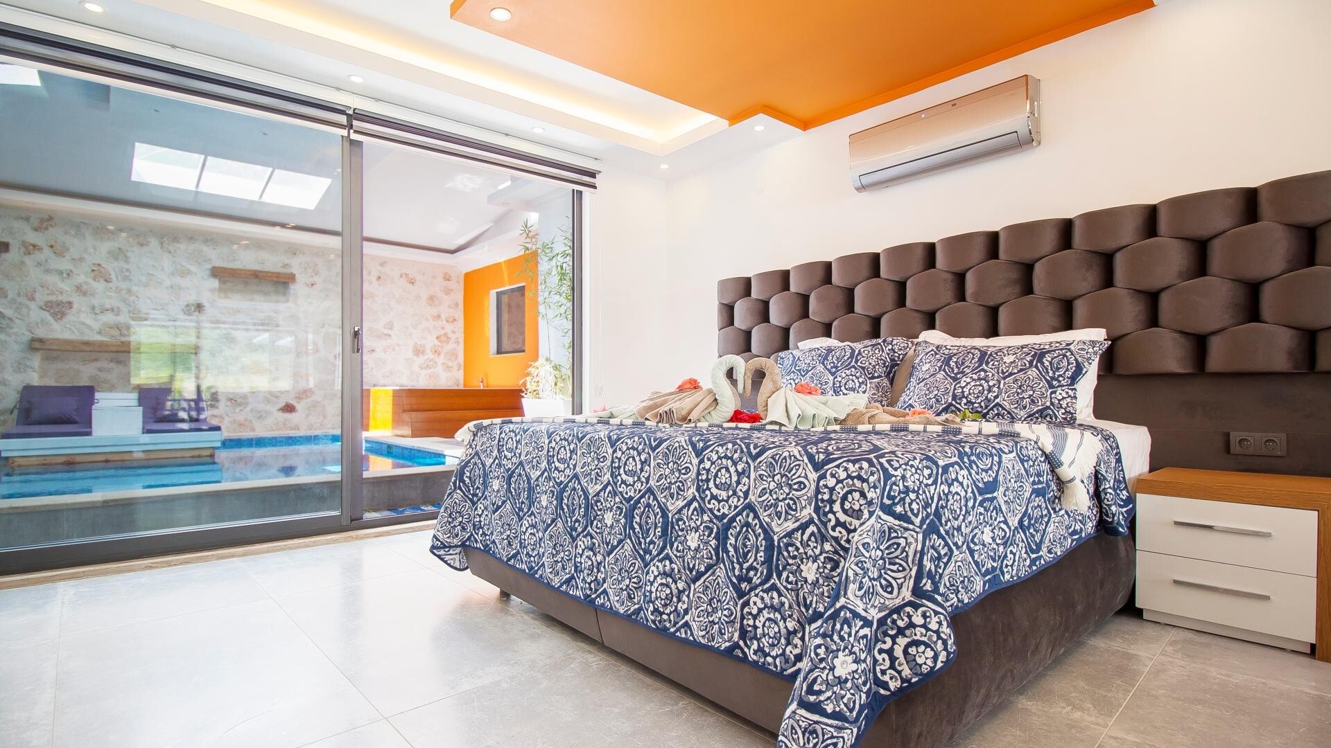 VBK60459 Villa Booking