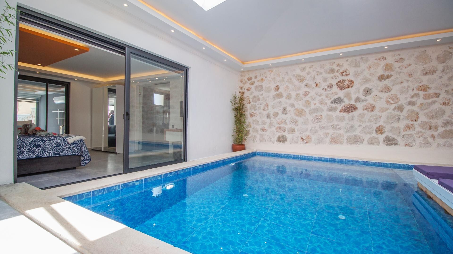 VBK60459 Villa Booking