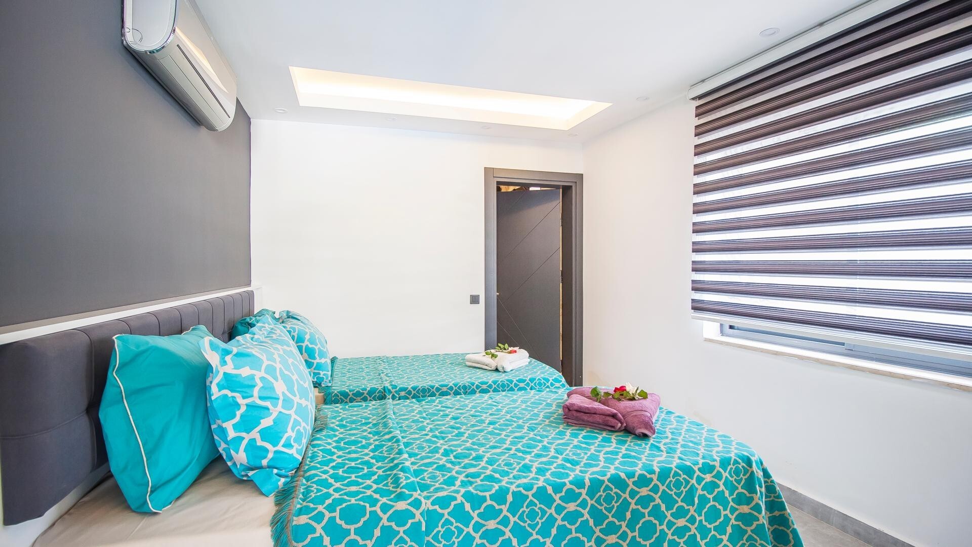 VBK60459 Villa Booking