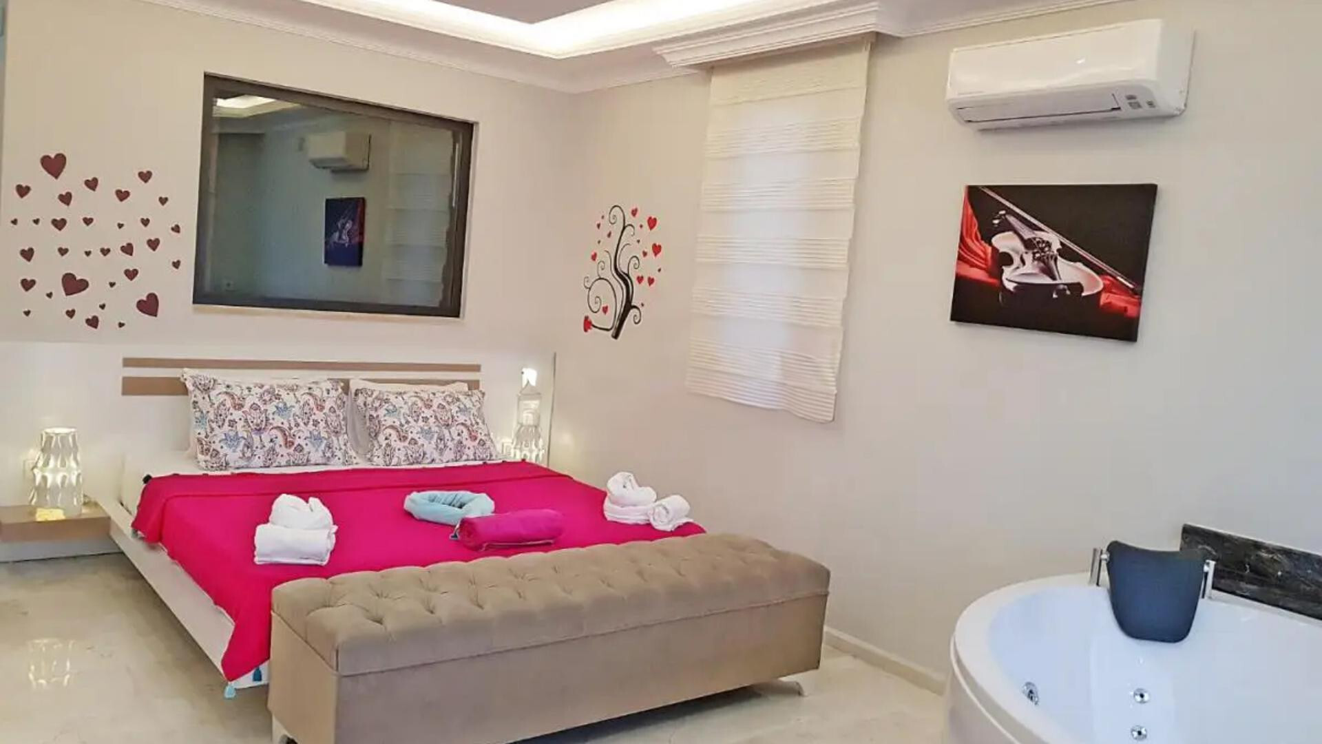 VBK15872 Villa Booking