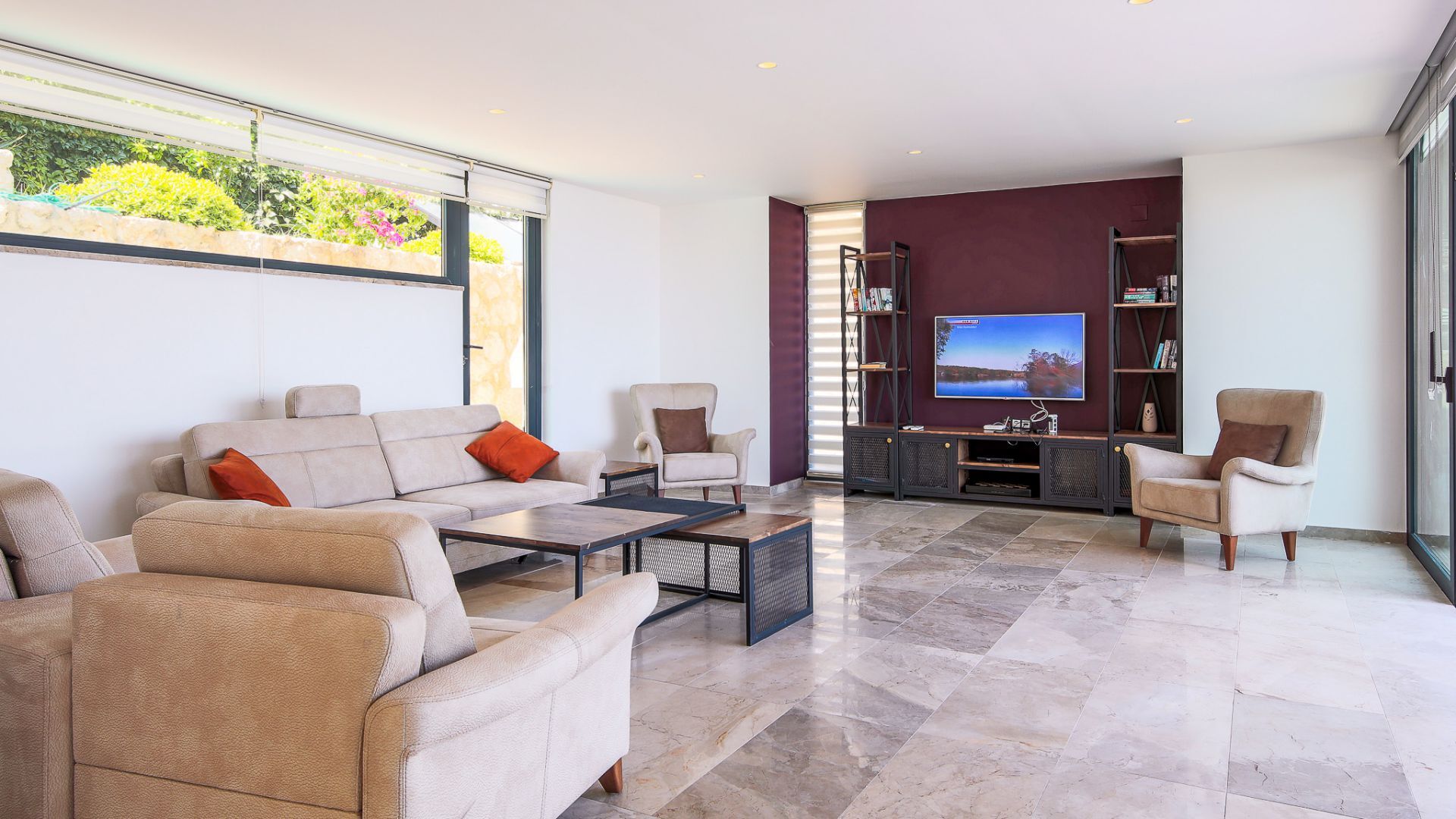 VBK35427 Villa Booking