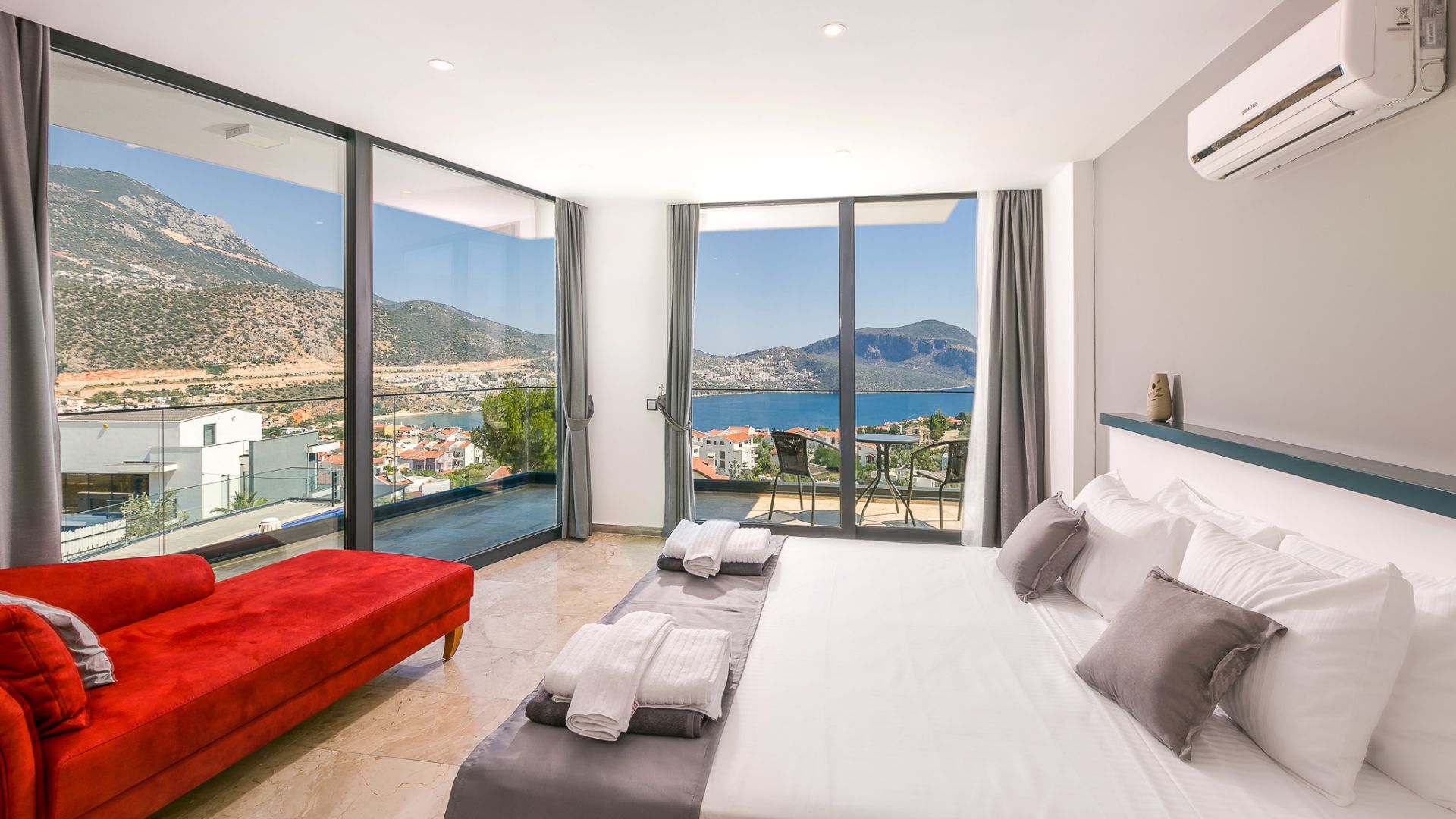 VBK35427 Villa Booking