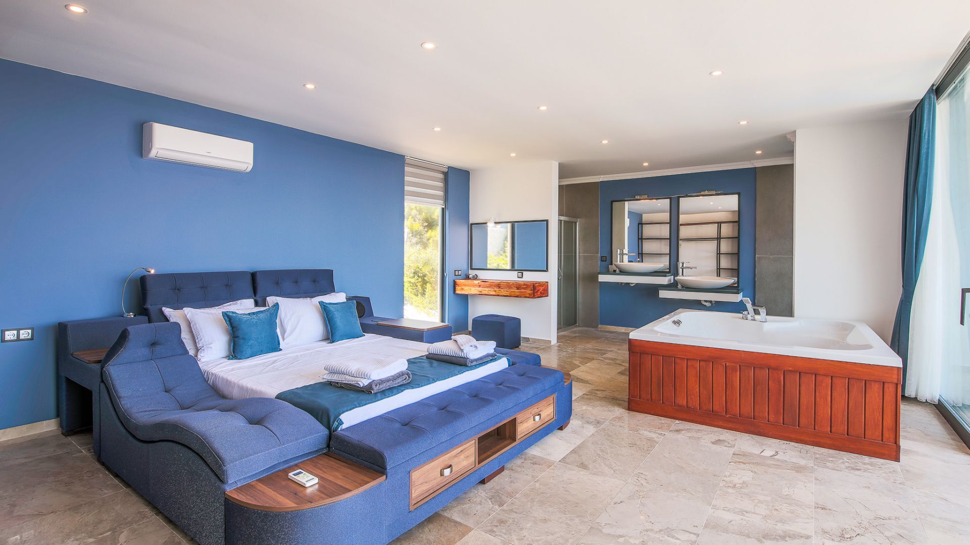 VBK35427 Villa Booking